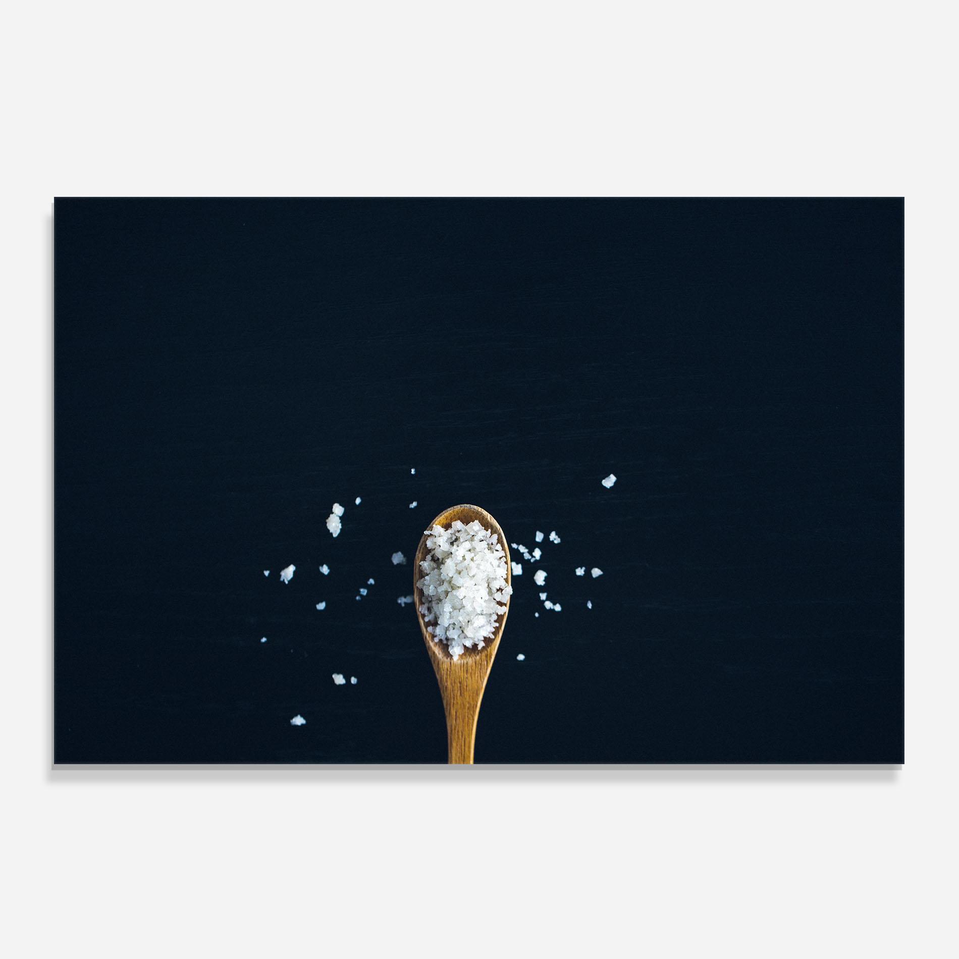 Panel Szklany do Kuchni Salt On Black mockup 0