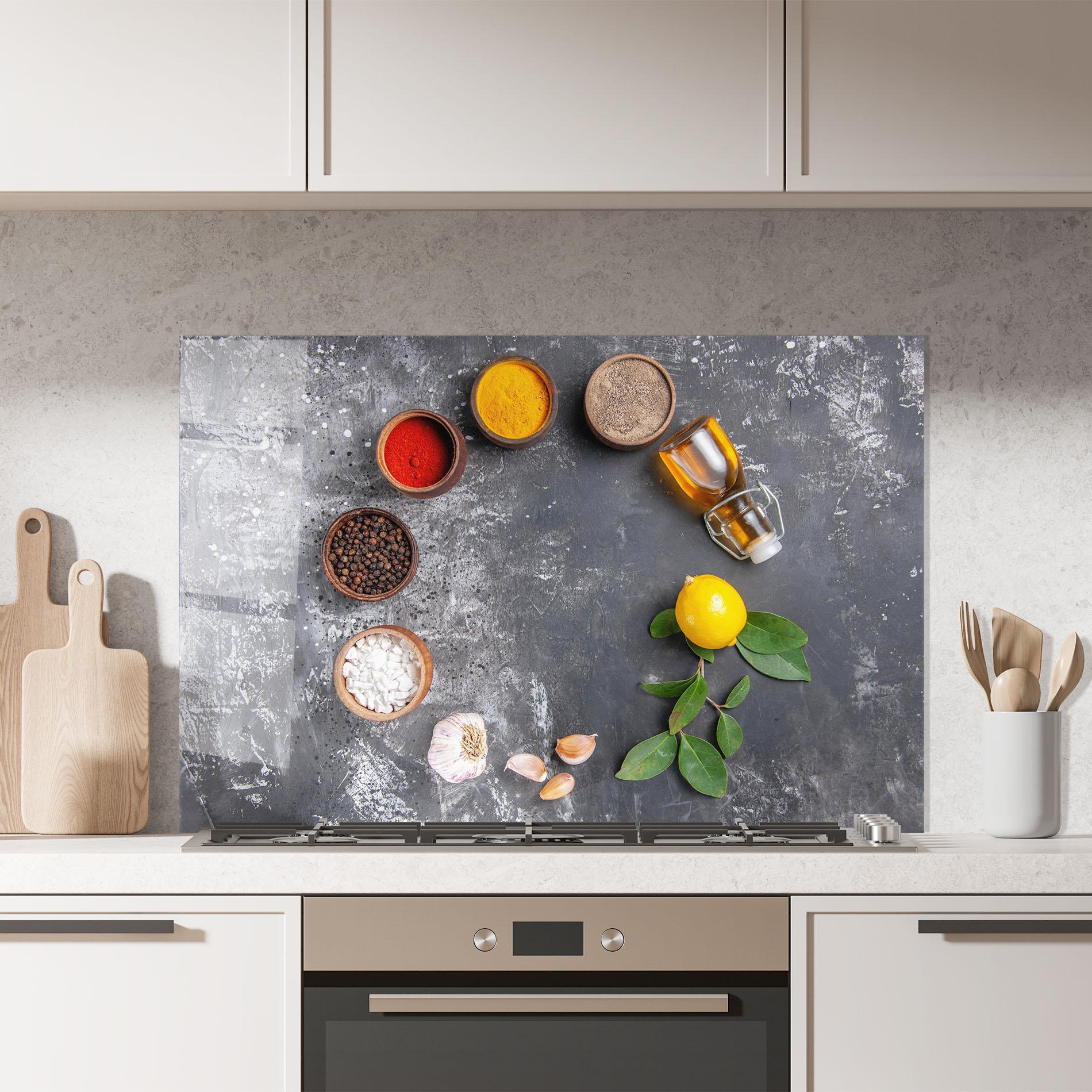 Panel Szklany do Kuchni Seasonings With Oil mockup 7