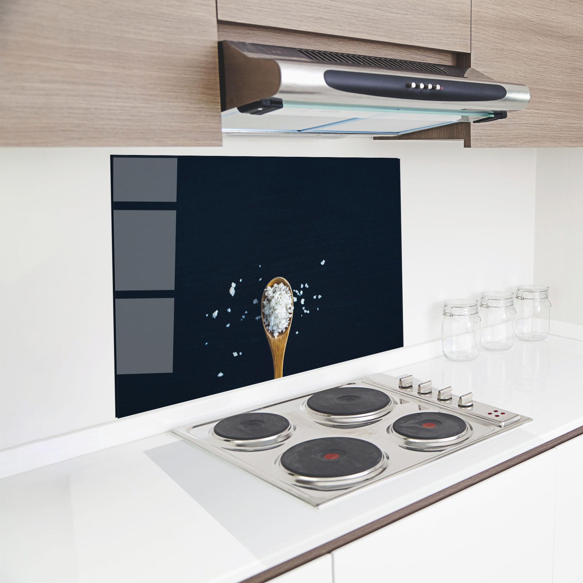 Panel Szklany do Kuchni Salt On Black mockup 8
