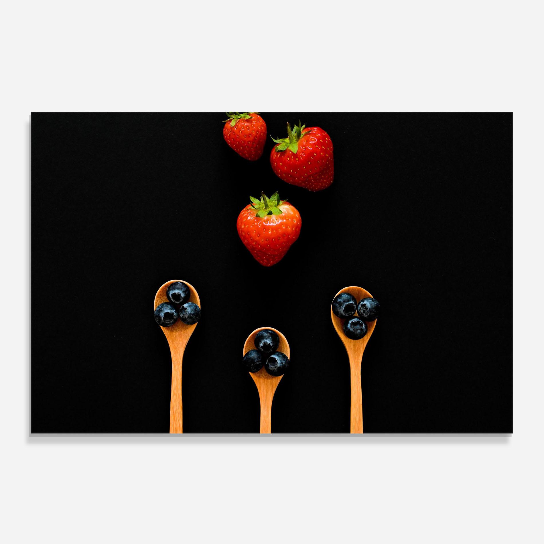 Panel Szklany do Kuchni Strawberries And Blueberries mockup 0