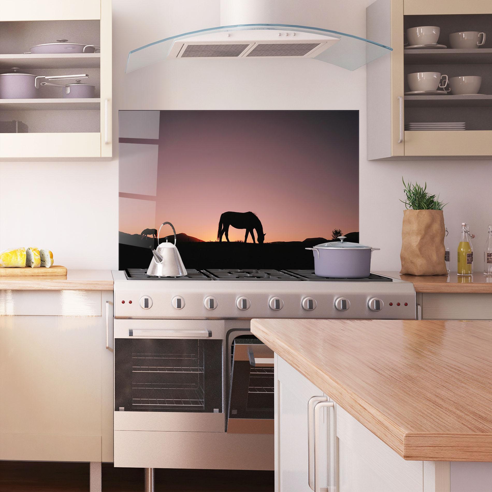 Panel Szklany do Kuchni Horse Silhouette mockup 1