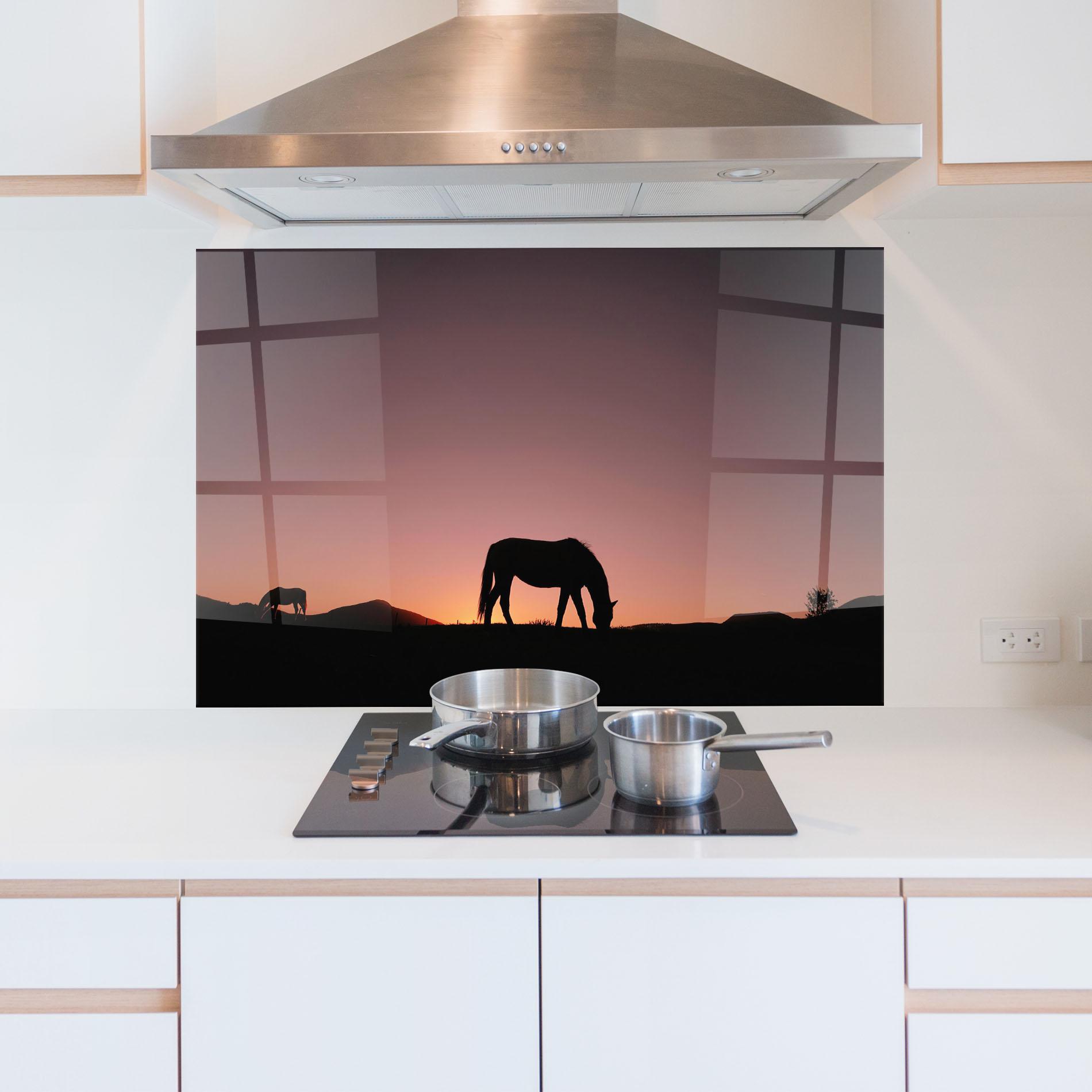 Panel Szklany do Kuchni Horse Silhouette mockup 5