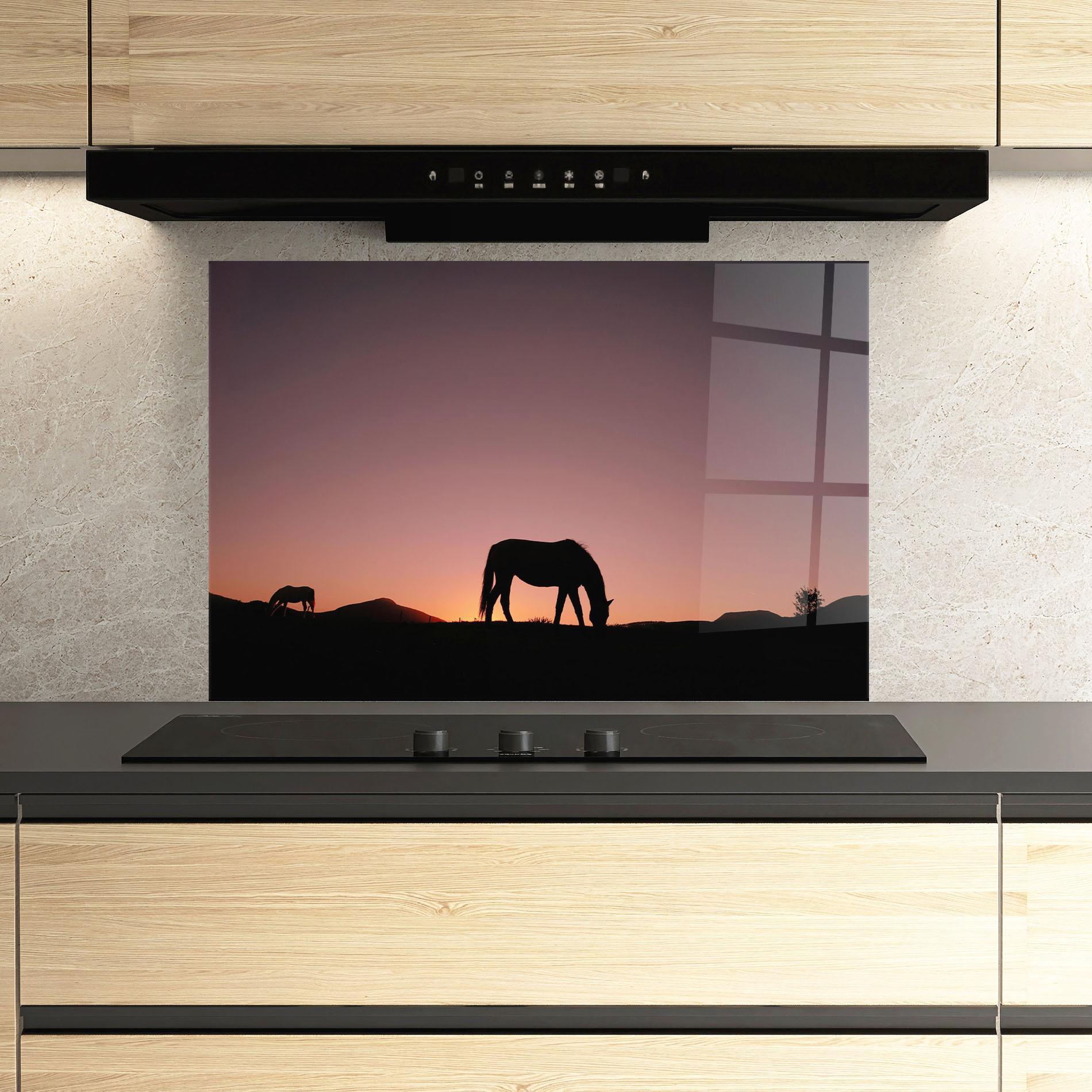 Panel Szklany do Kuchni Horse Silhouette mockup 3