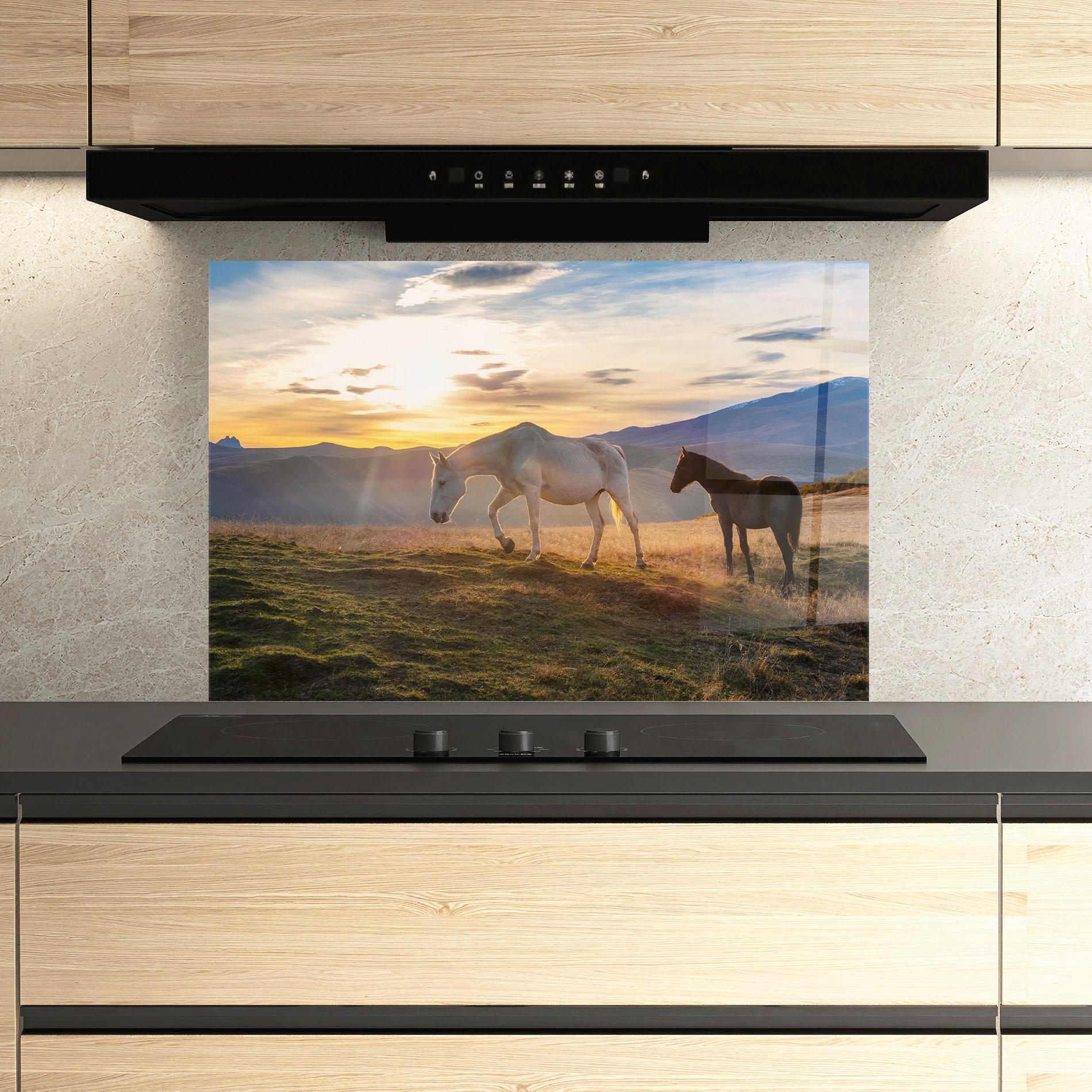 Panel Szklany do Kuchni Mountain White Horse mockup 3