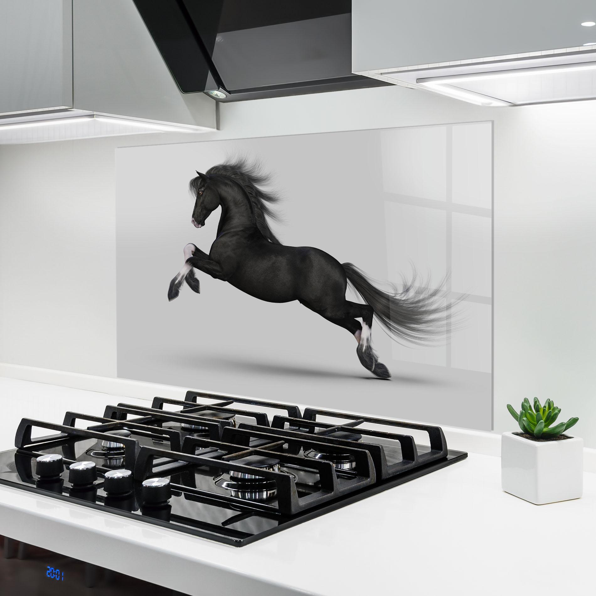 Panel Szklany do Kuchni Black Horse Galloping mockup 6