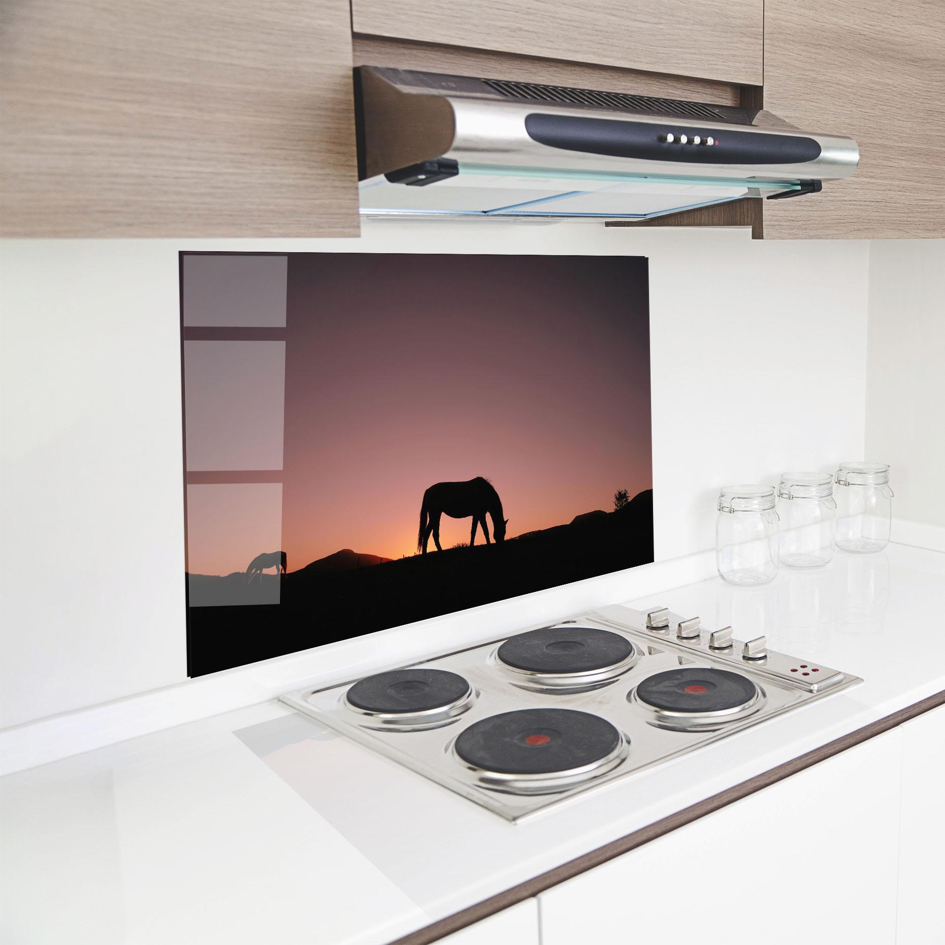 Panel Szklany do Kuchni Horse Silhouette mockup 8