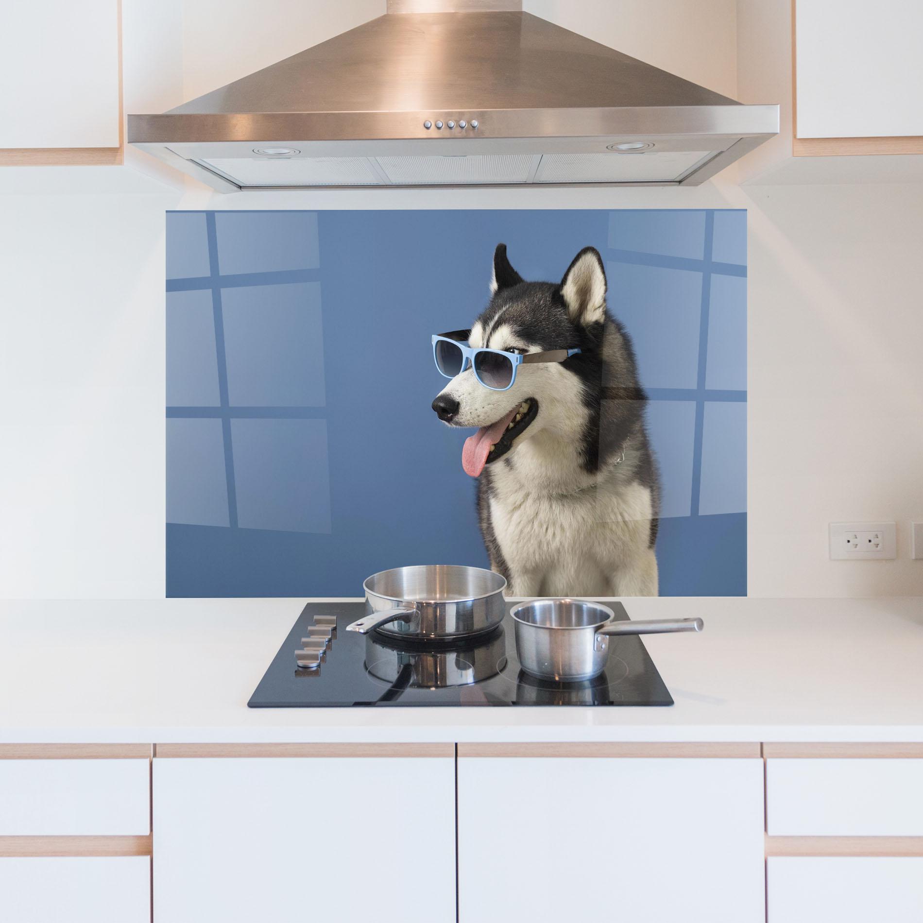 Panel Szklany do Kuchni Blue Glasses Dog mockup 5