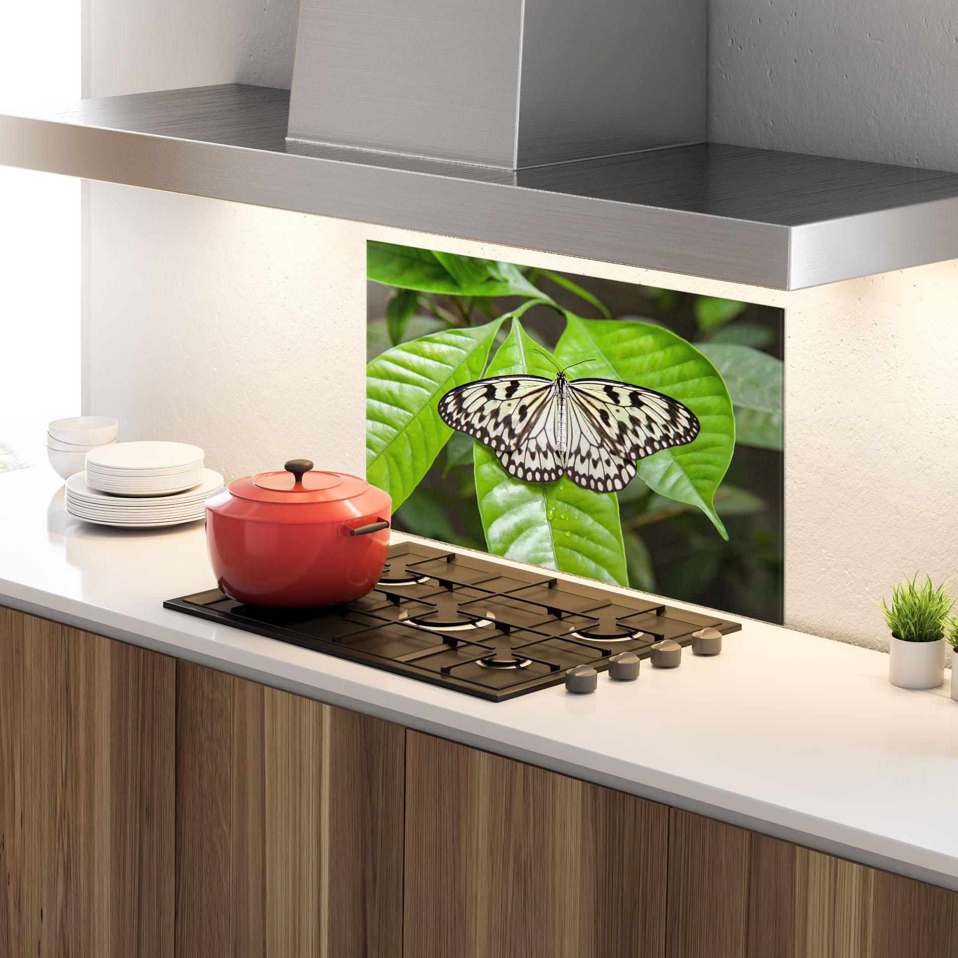 Panel Szklany do Kuchni Beautiful White Butterfly mockup 4