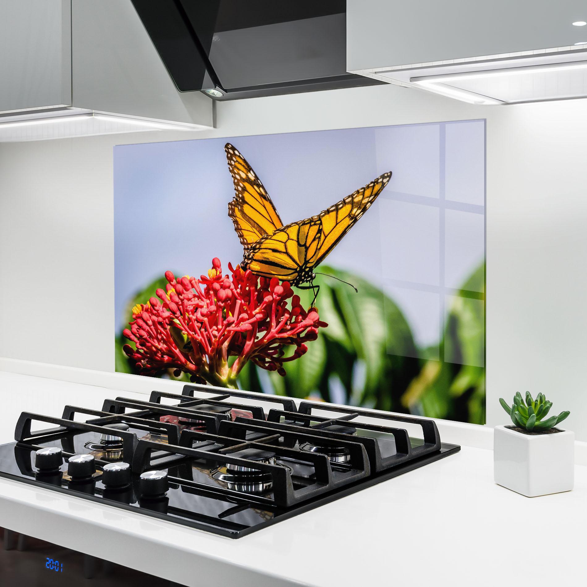 Panel Szklany do Kuchni Butterfly On Red Flower mockup 6