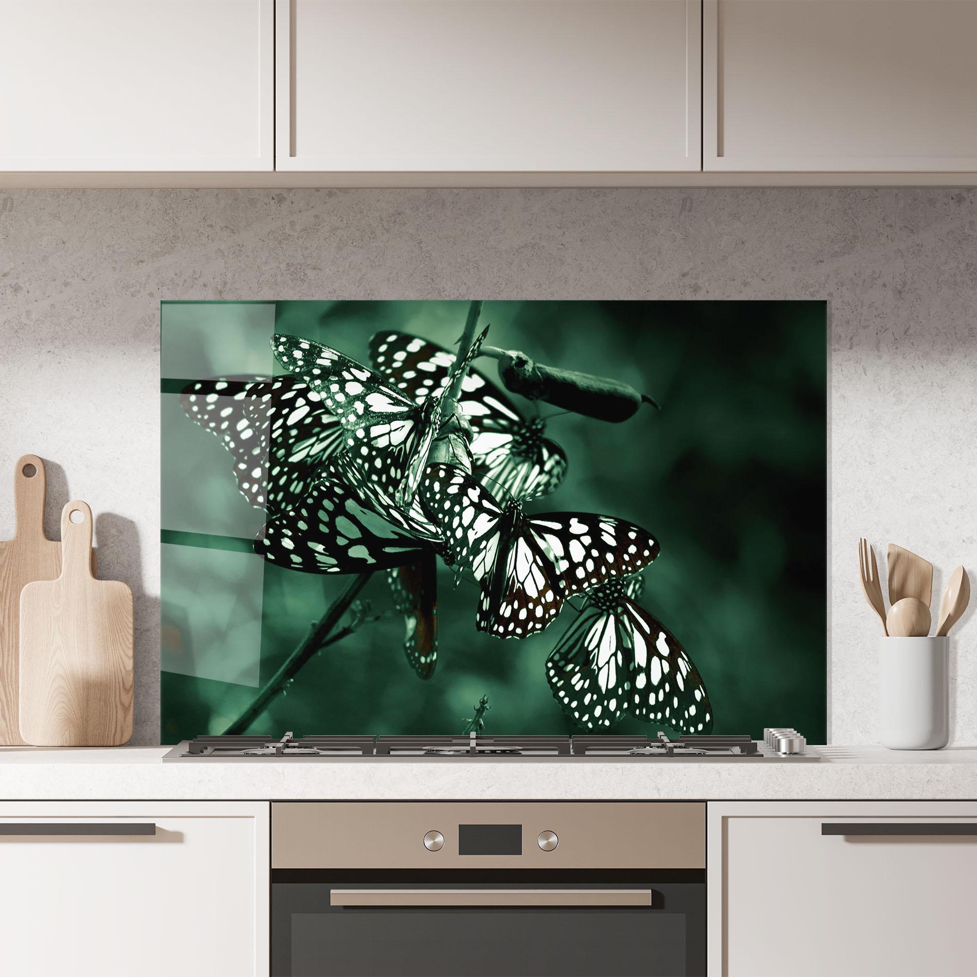 Panel Szklany do Kuchni Black White Butterflies mockup 7