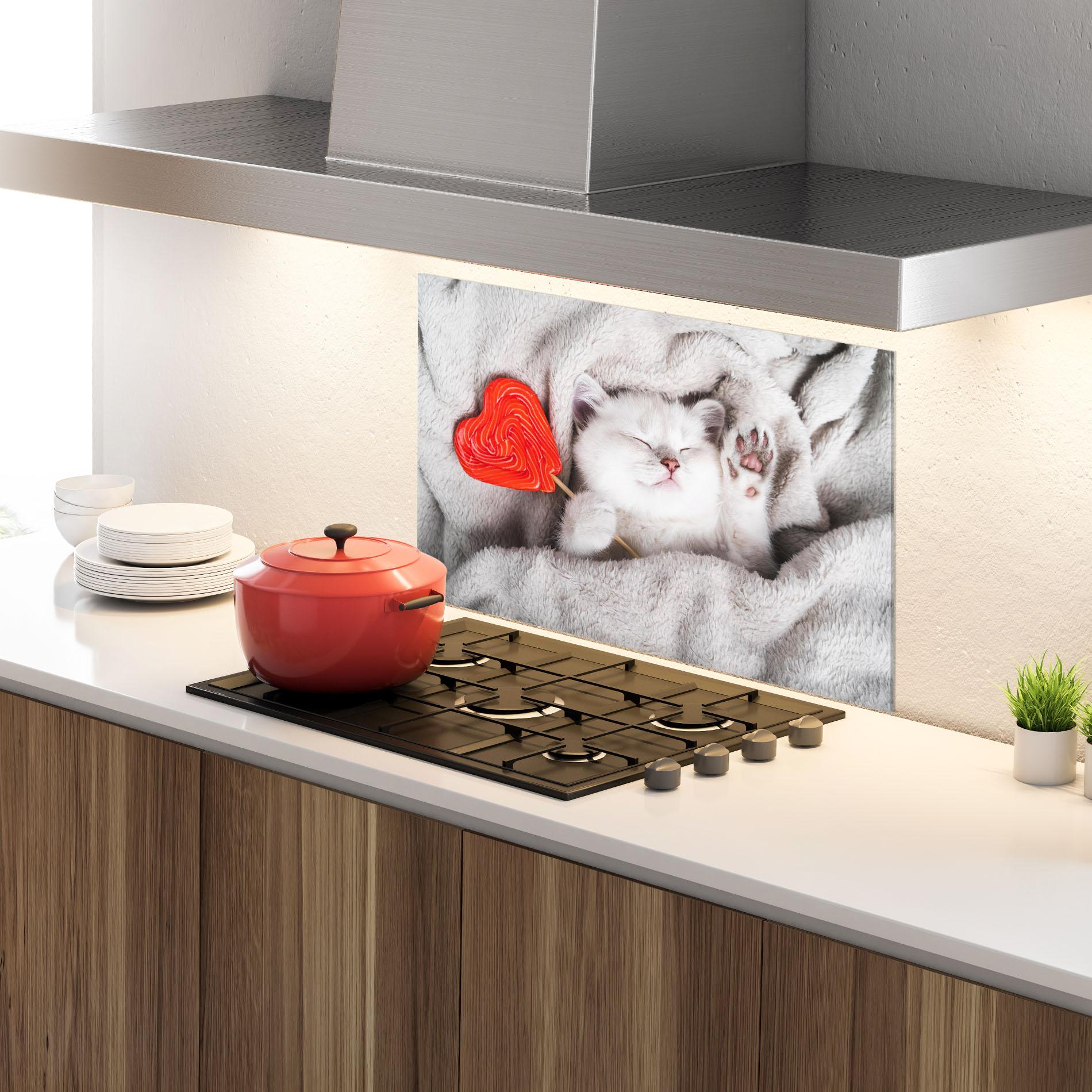 Panel Szklany do Kuchni Small White Kitten mockup 4