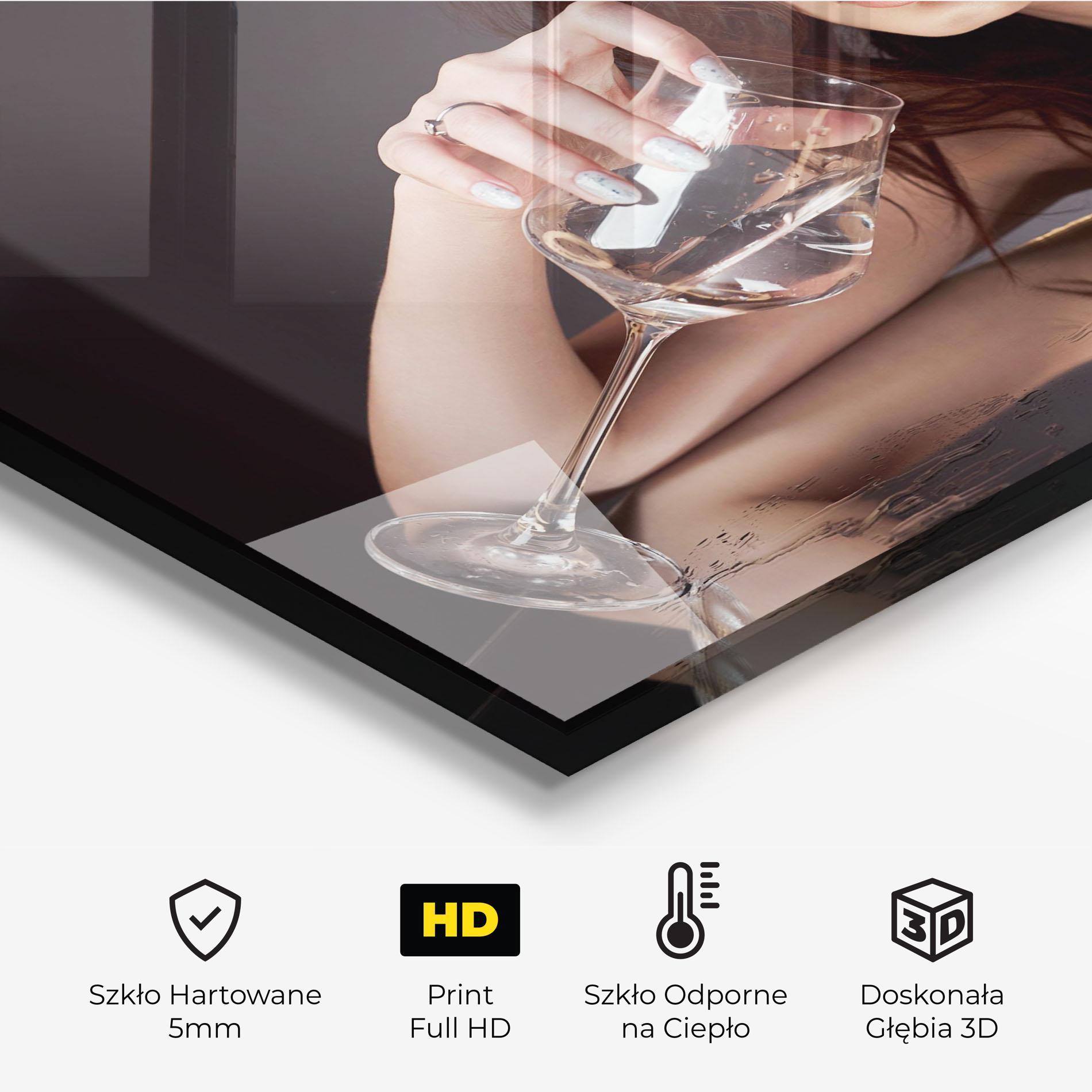 Panel Szklany do Kuchni Wet Rings mockup 2