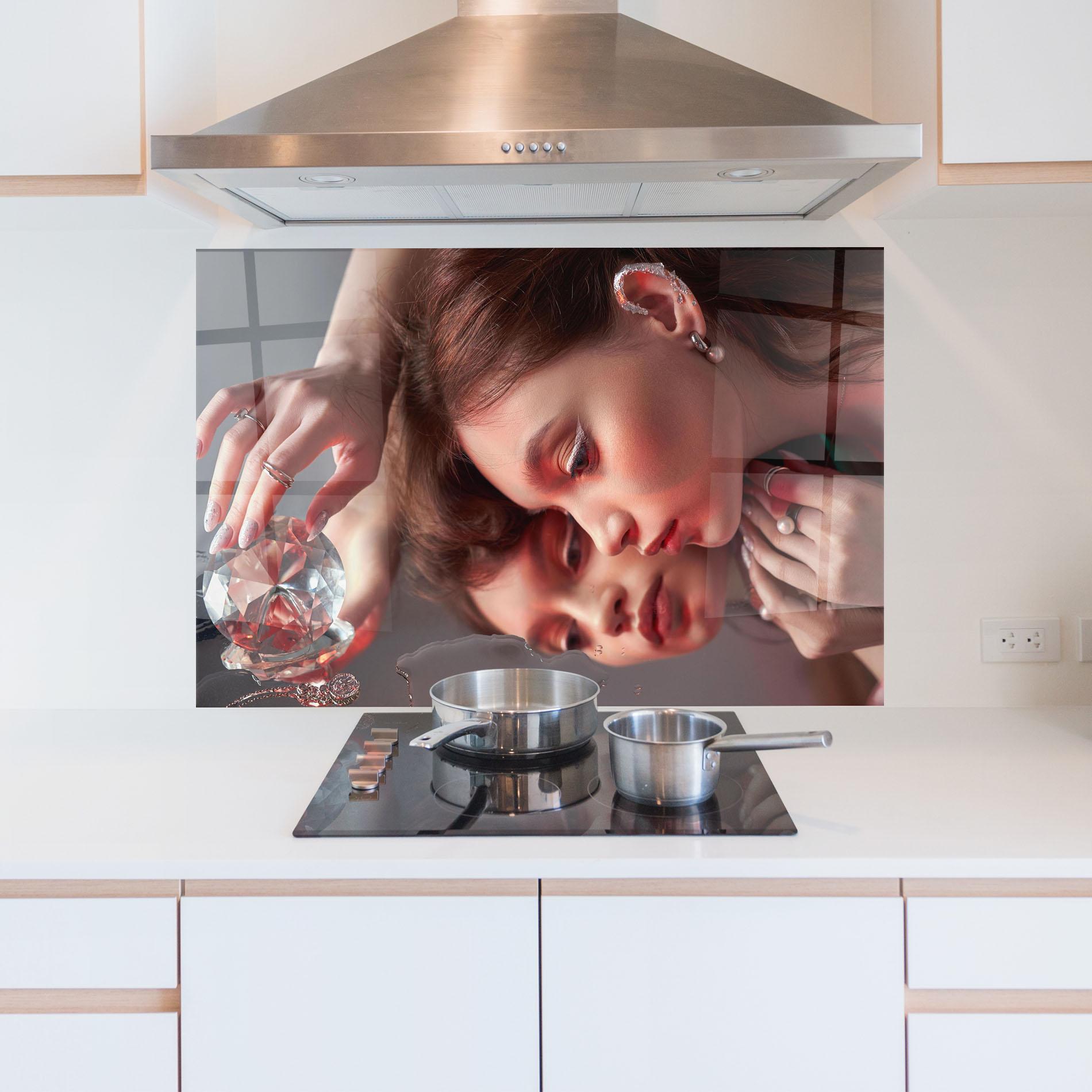 Panel Szklany do Kuchni Big Diamond Hand mockup 5