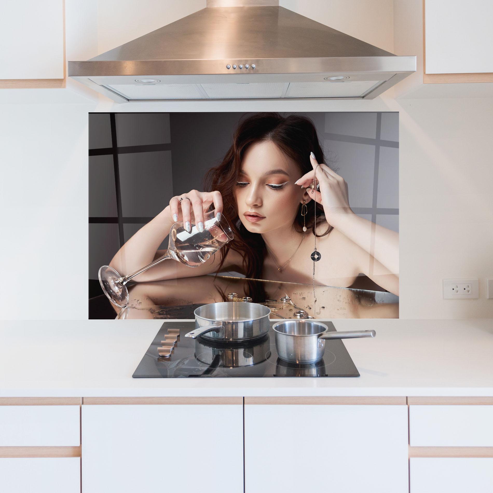 Panel Szklany do Kuchni Wet Rings mockup 5