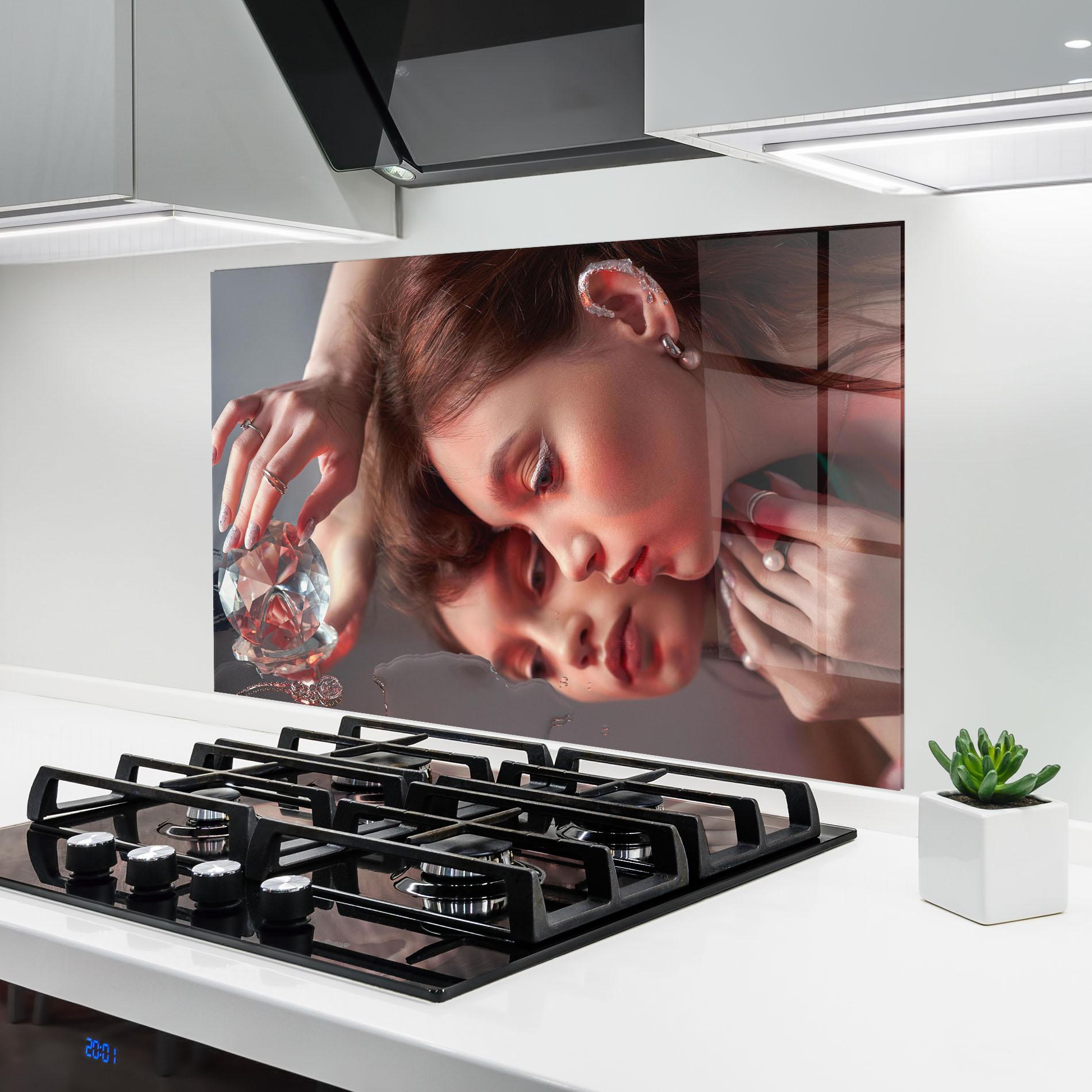 Panel Szklany do Kuchni Big Diamond Hand mockup 6