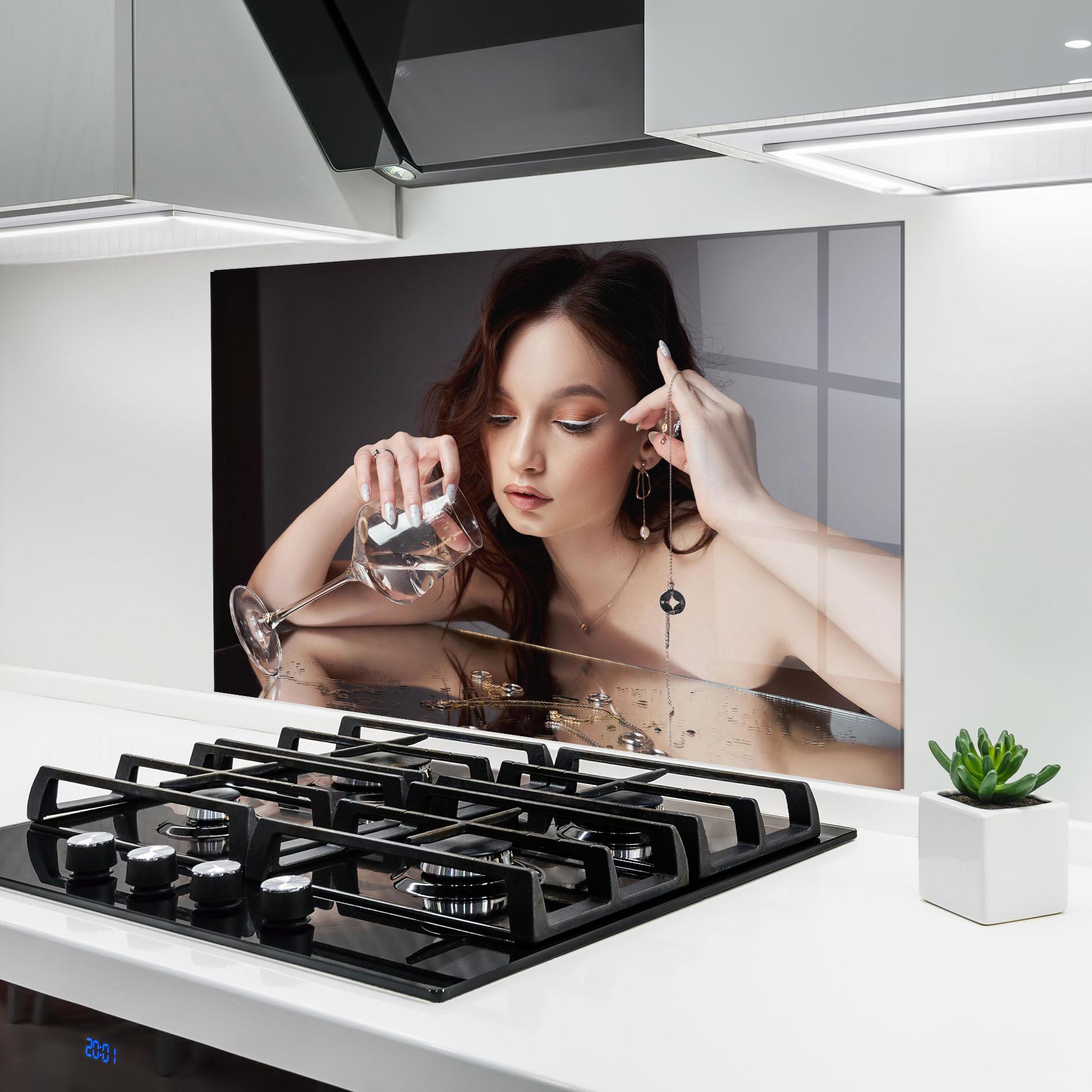 Panel Szklany do Kuchni Wet Rings mockup 6