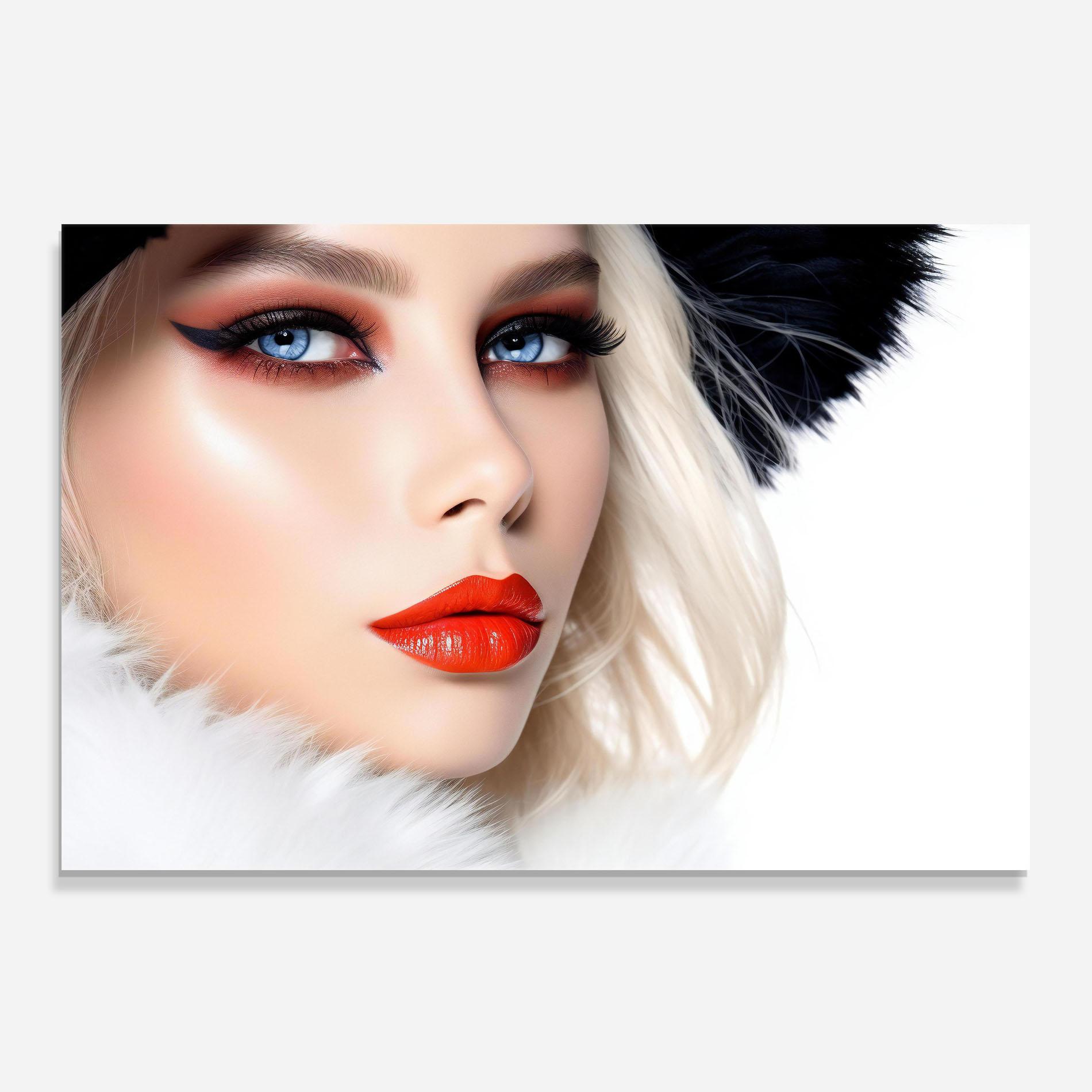 Panel Szklany do Kuchni White Hair Makeup mockup 0