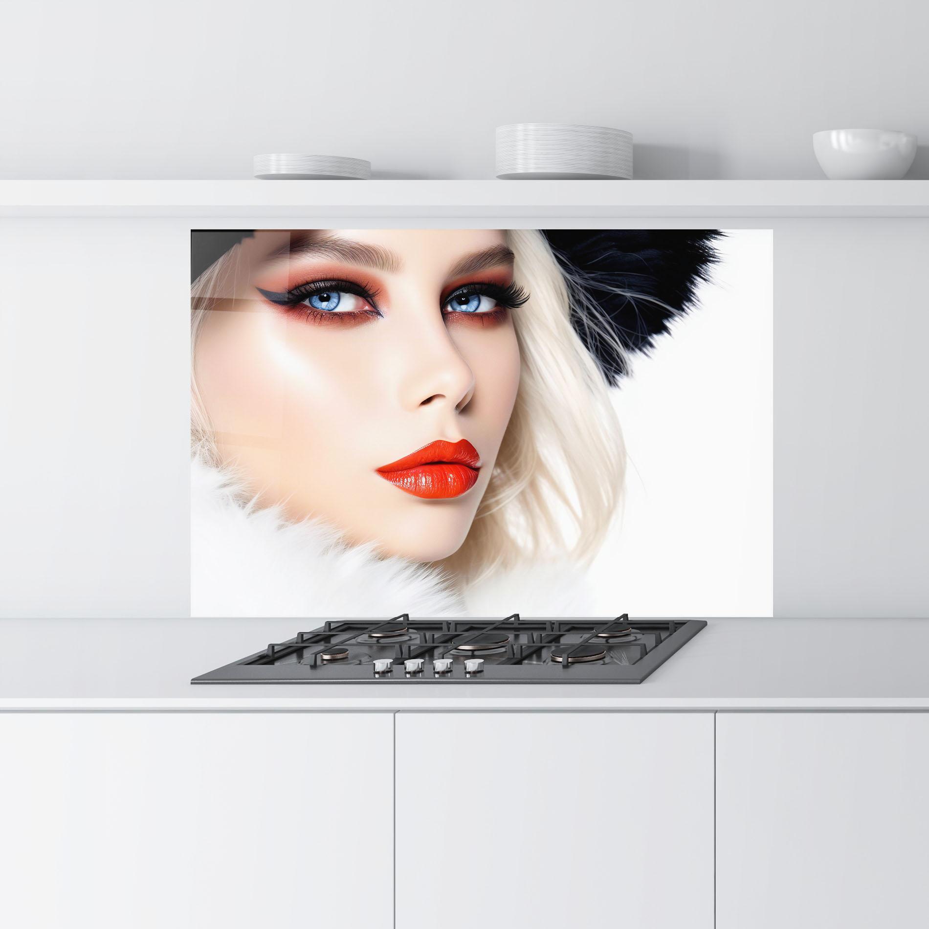 Panel Szklany do Kuchni White Hair Makeup mockup 9