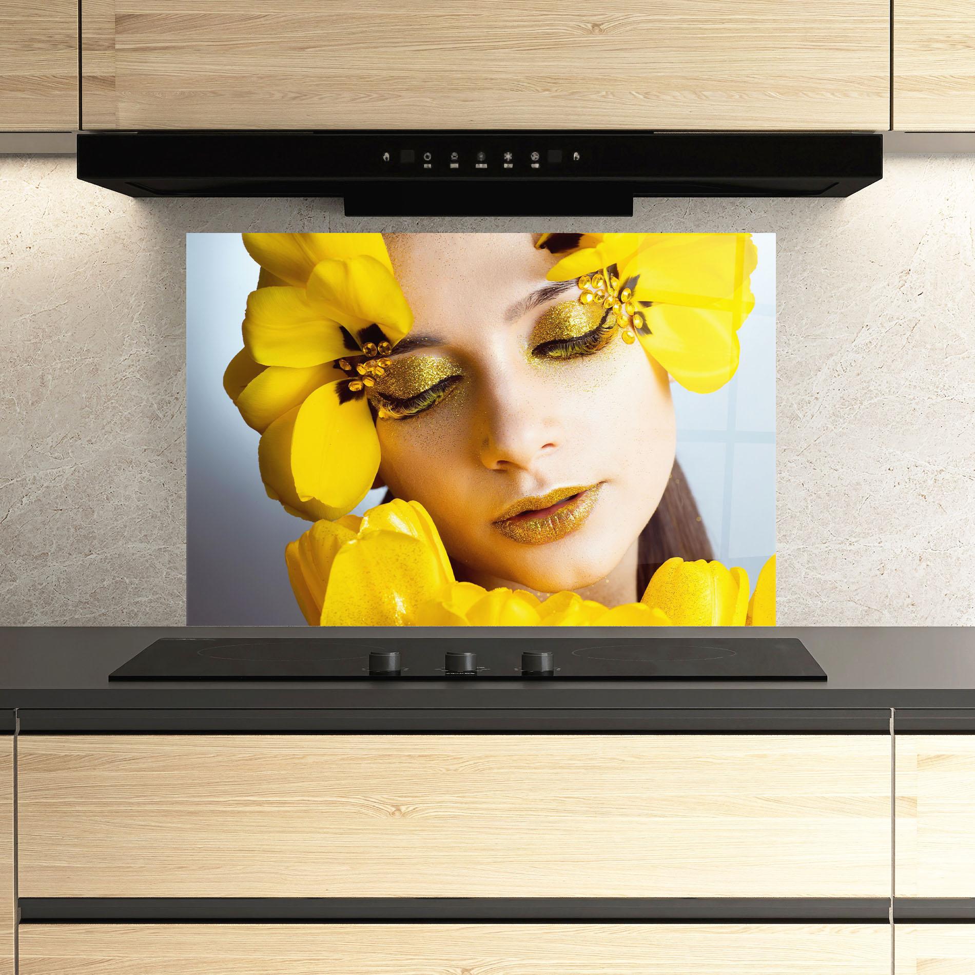 Panel Szklany do Kuchni Yellow Flowers Makeup mockup 3