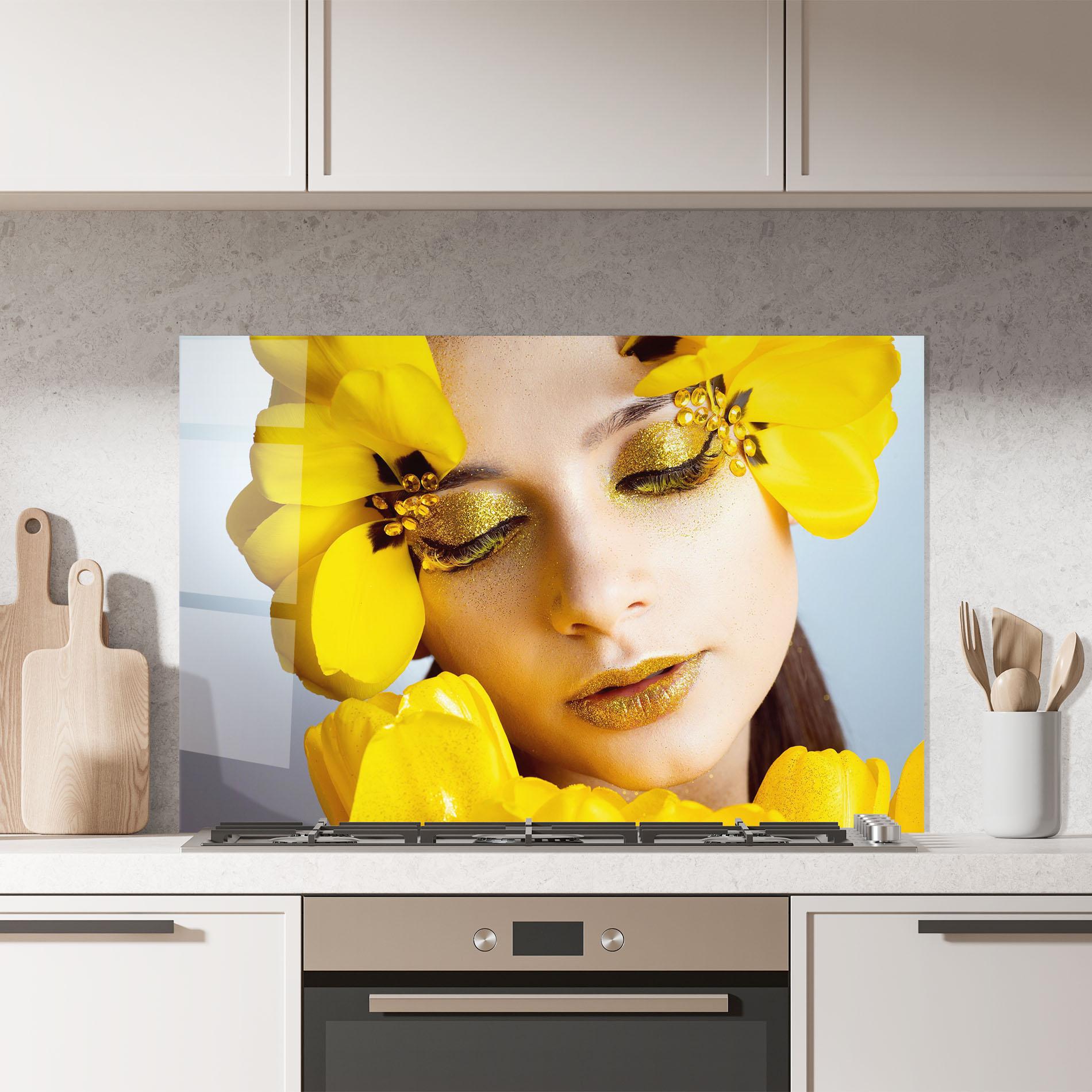Panel Szklany do Kuchni Yellow Flowers Makeup mockup 7