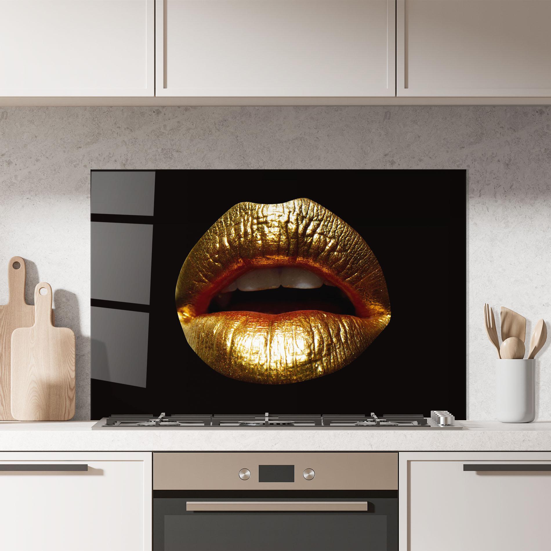 Panel Szklany do Kuchni Pretty Gold Lips mockup 7