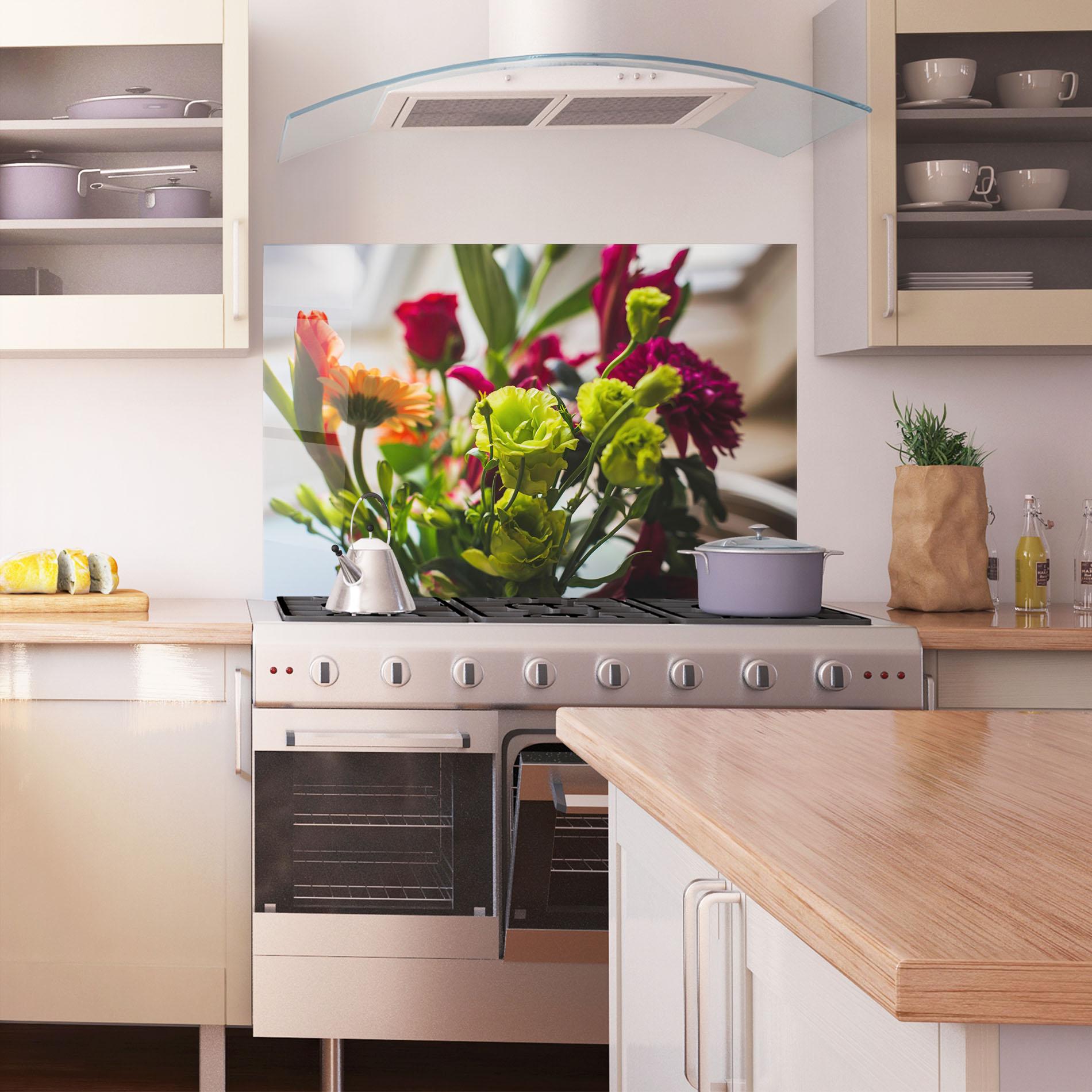 Panel Szklany do Kuchni Green Flowers Bouquet mockup 1