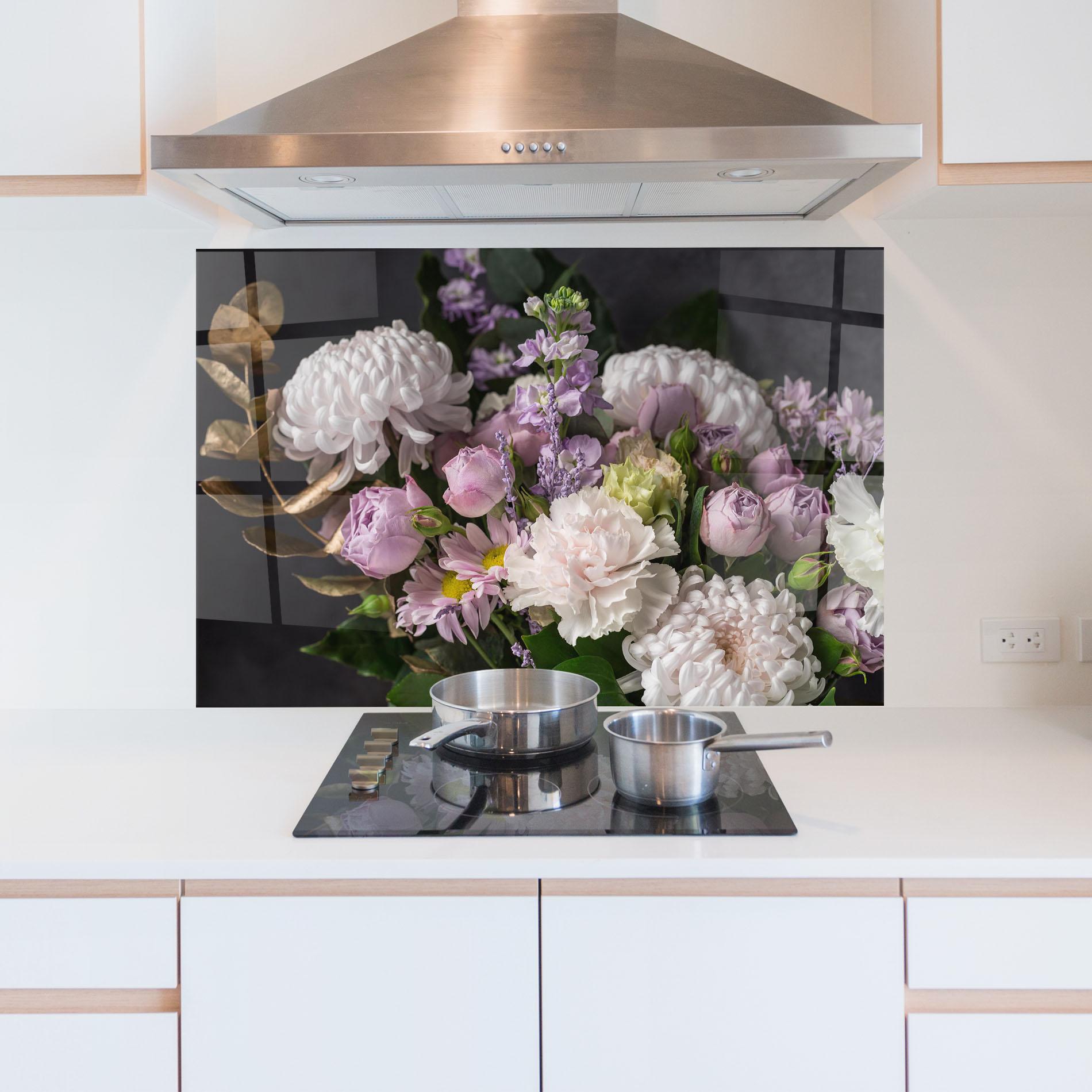 Panel Szklany do Kuchni Pastel Purple Bouquet mockup 5