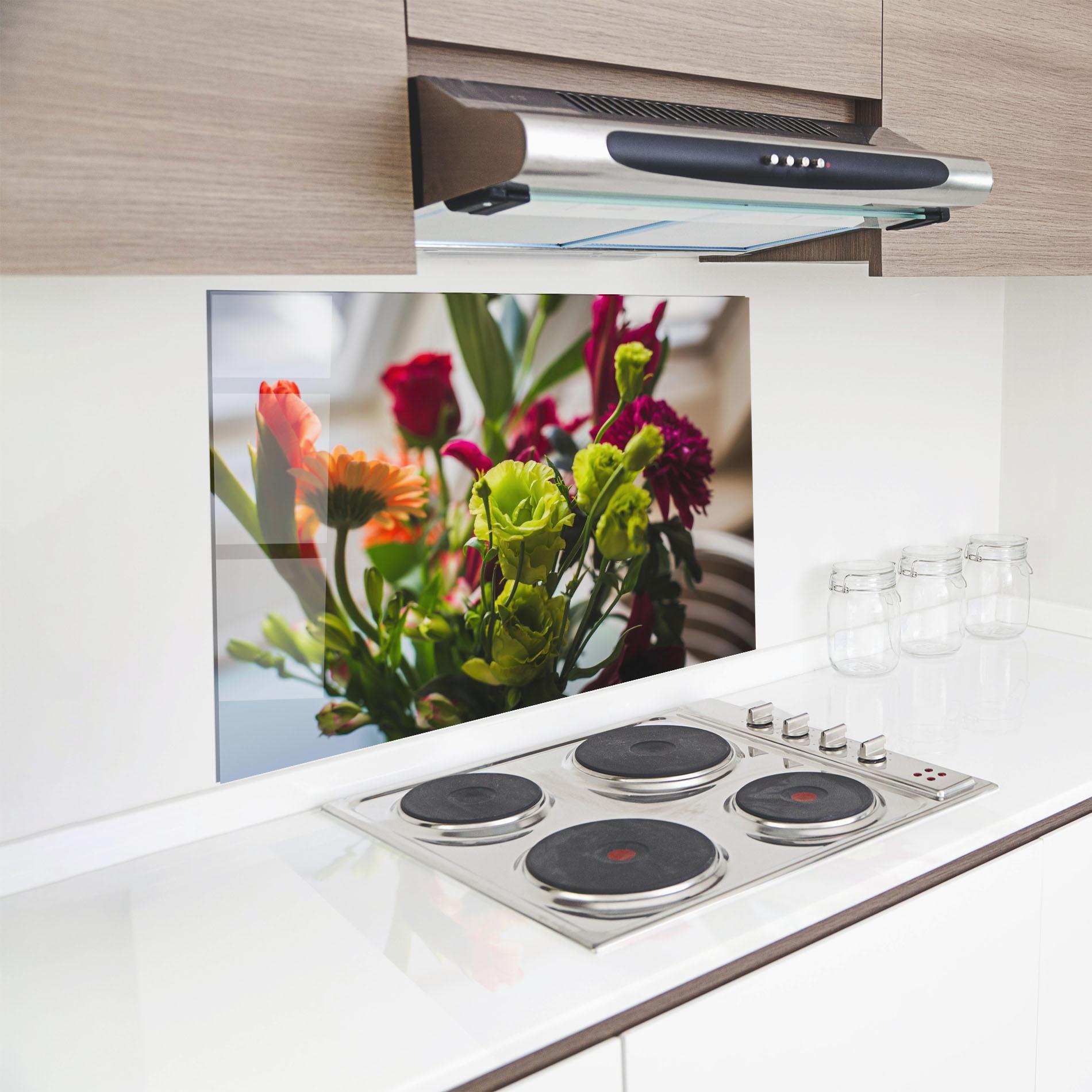 Panel Szklany do Kuchni Green Flowers Bouquet mockup 8