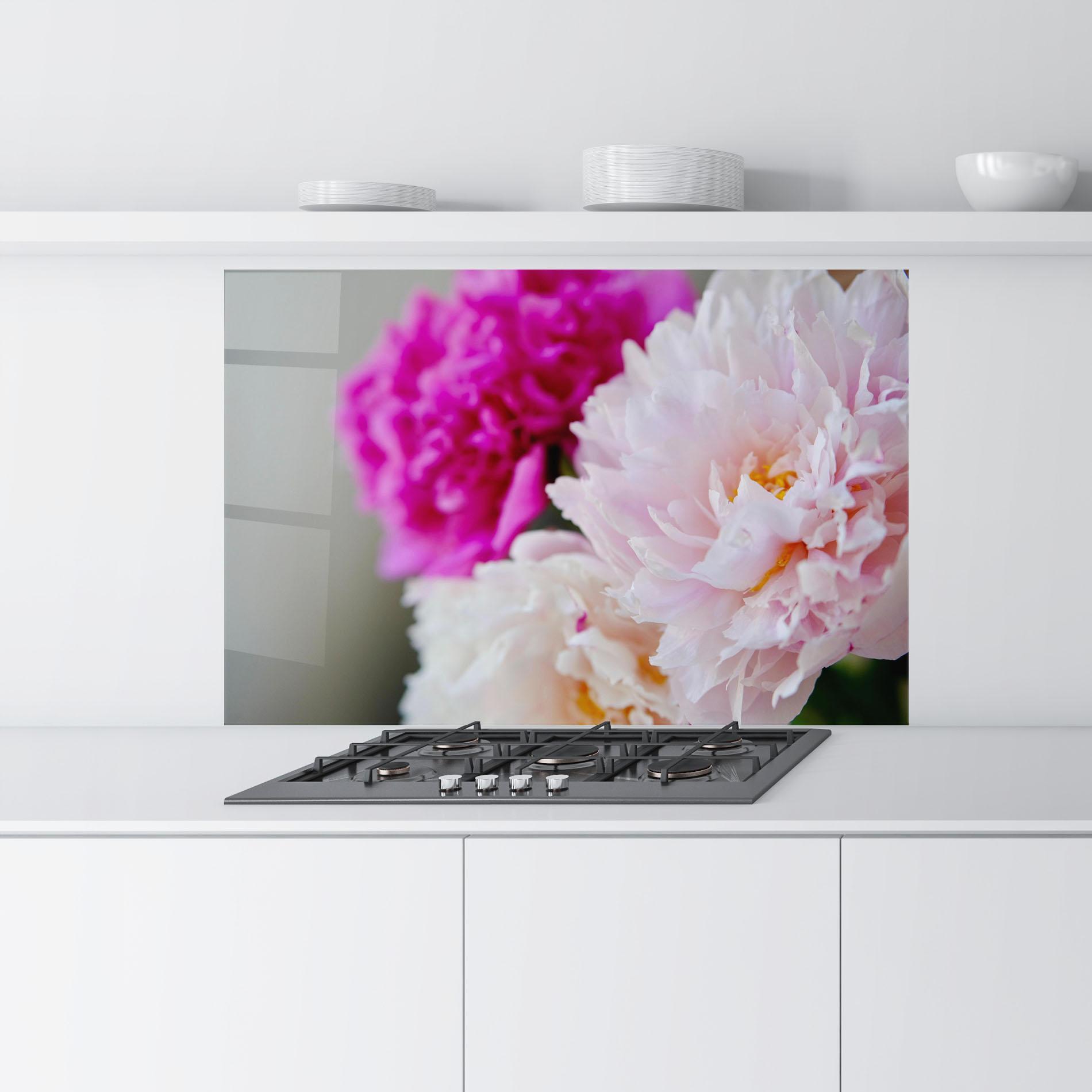 Panel Szklany do Kuchni Peonies Close Up mockup 9