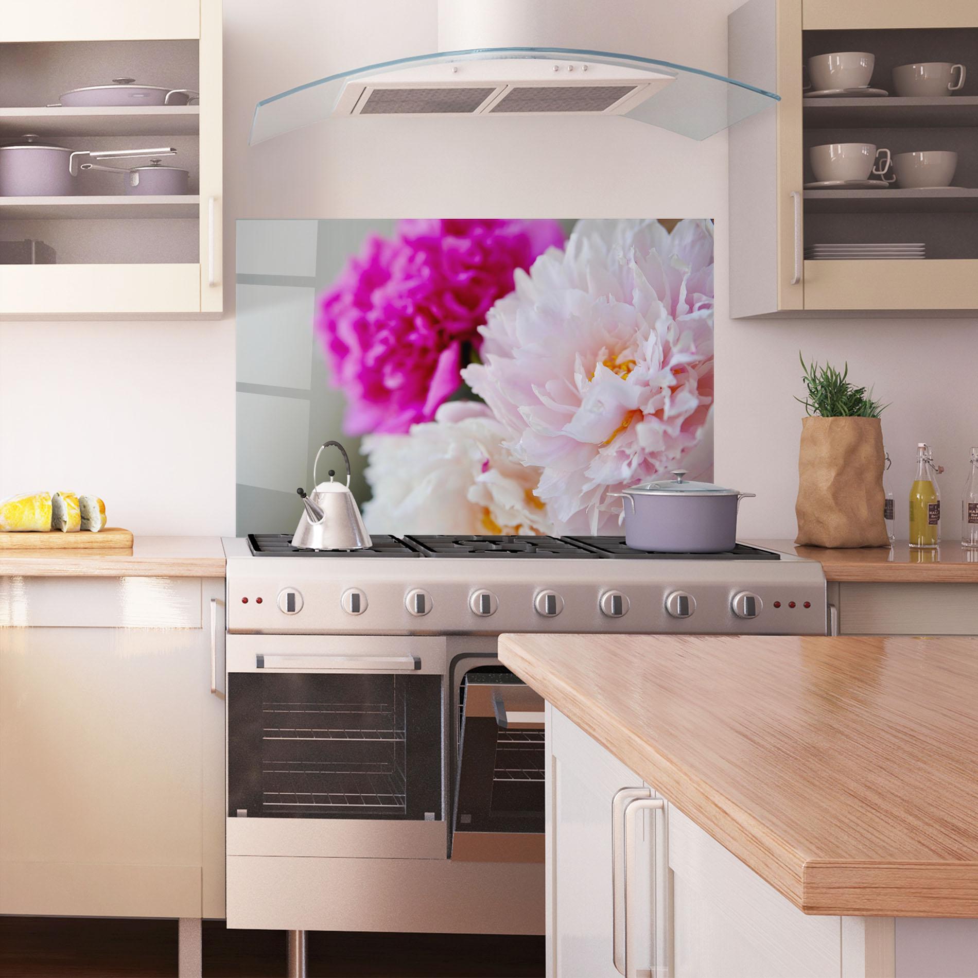 Panel Szklany do Kuchni Peonies Close Up mockup 1