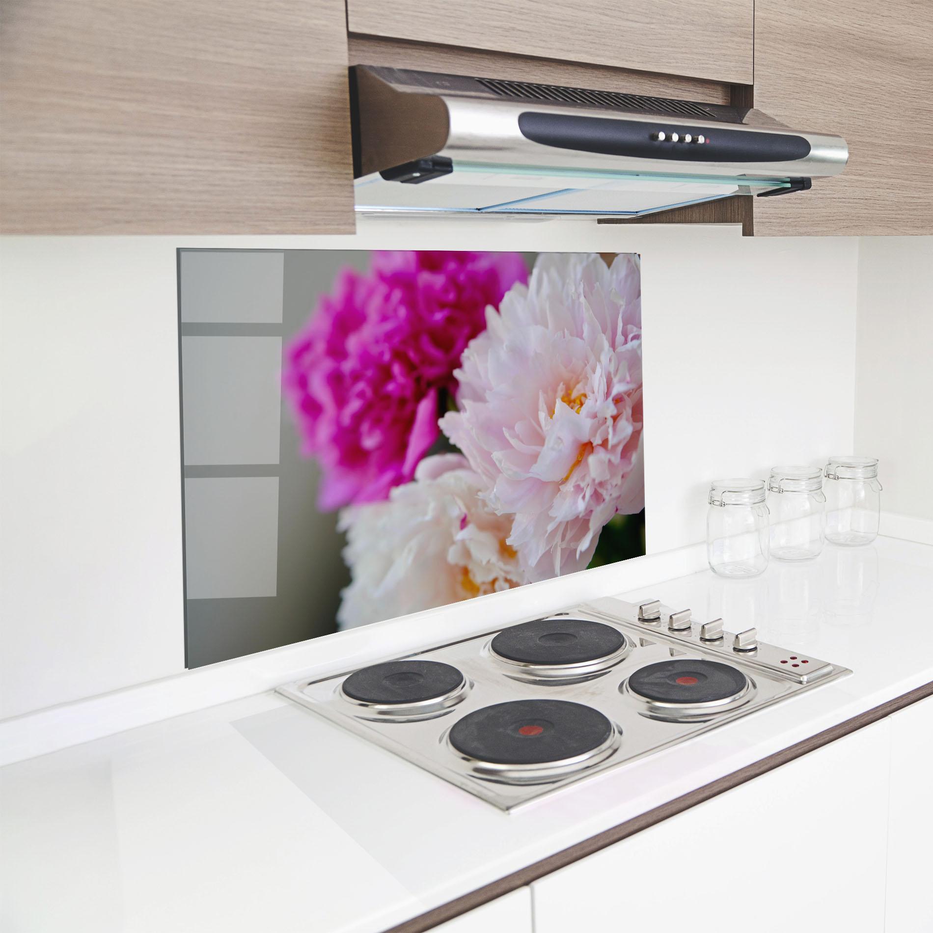 Panel Szklany do Kuchni Peonies Close Up mockup 8