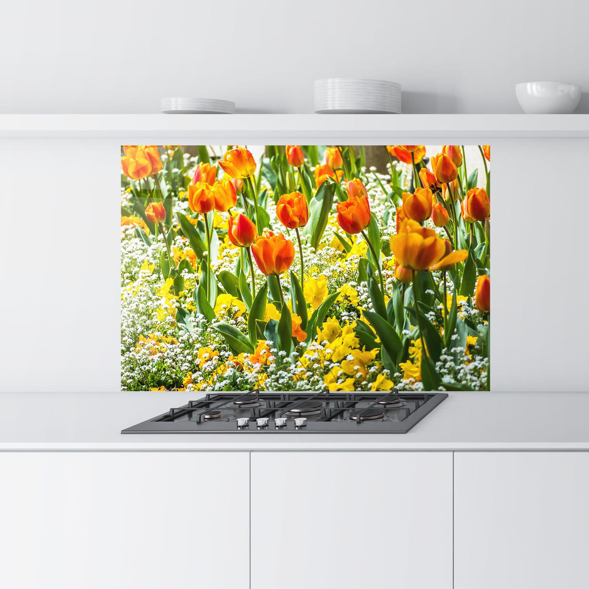 Panel Szklany do Kuchni Colorful Tulips Garden mockup 9