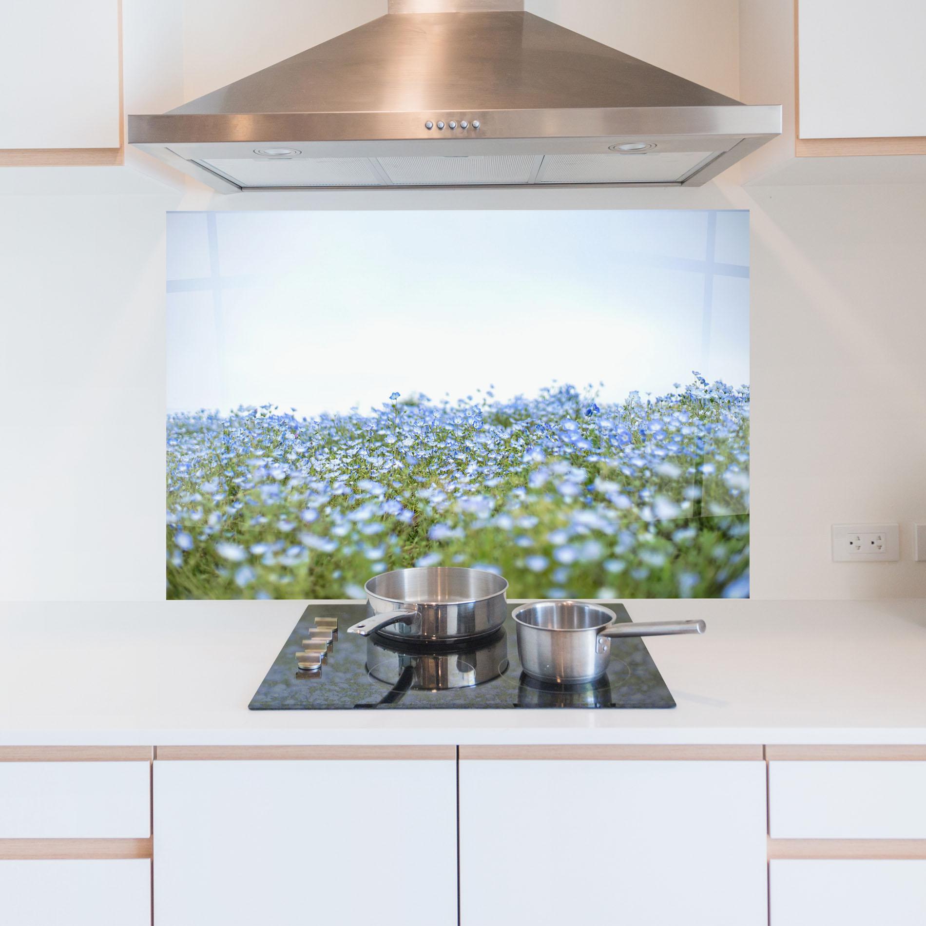 Panel Szklany do Kuchni Blue Wild Flowers mockup 5