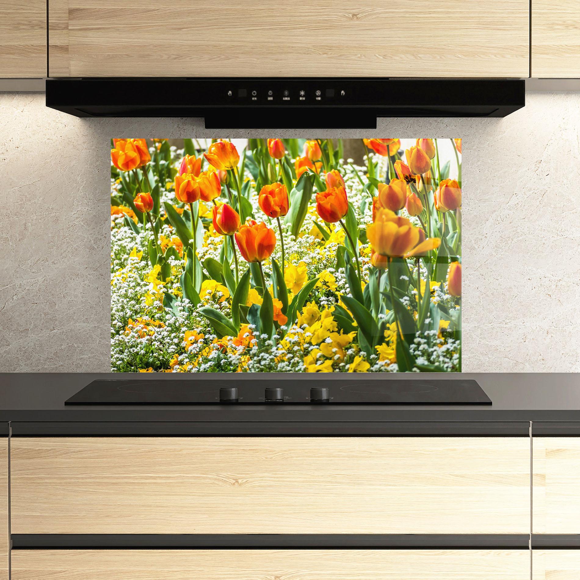 Panel Szklany do Kuchni Colorful Tulips Garden mockup 3