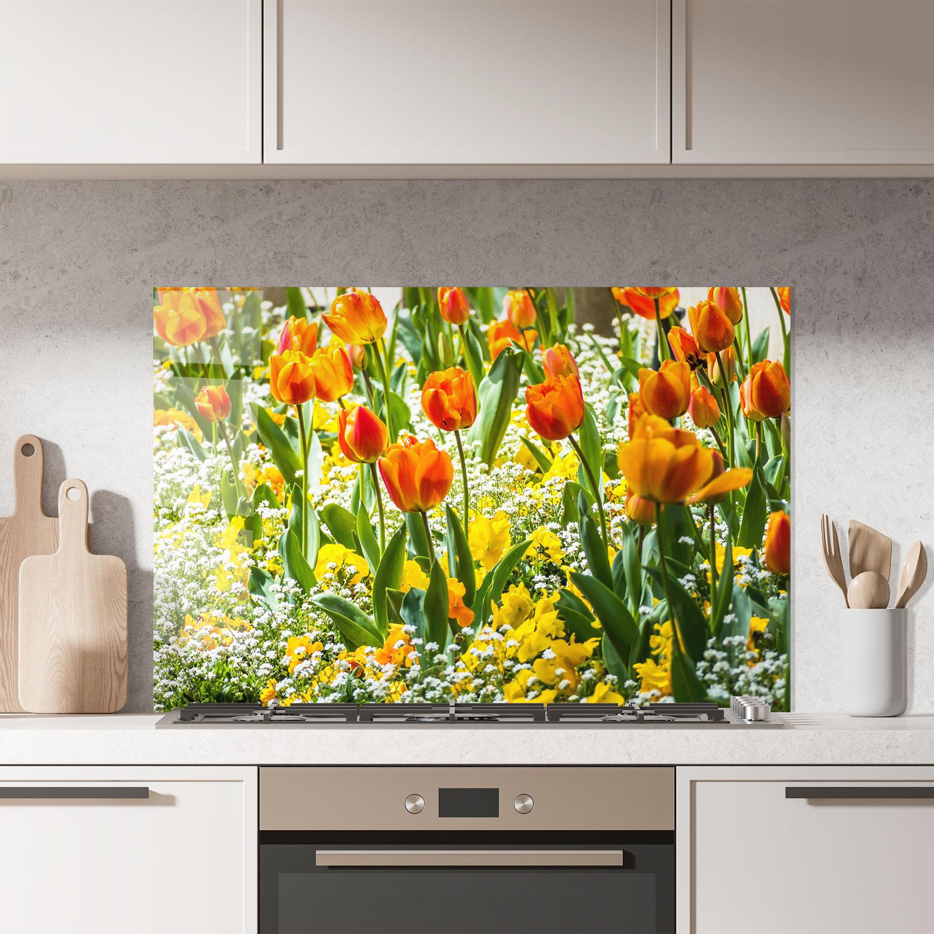 Panel Szklany do Kuchni Colorful Tulips Garden mockup 7