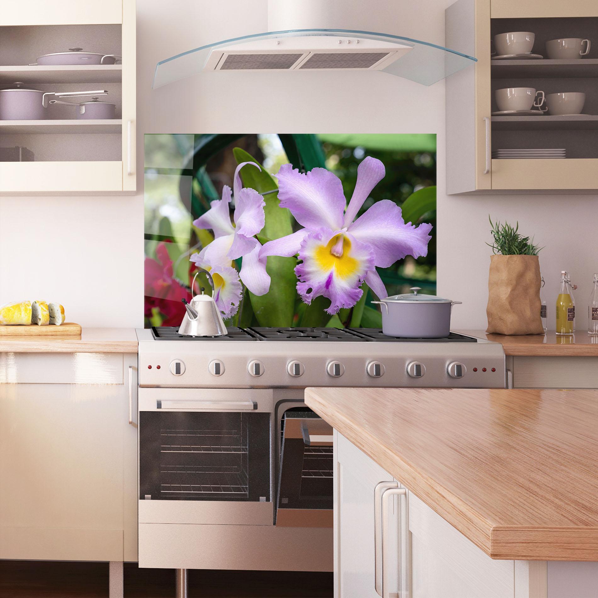 Panel Szklany do Kuchni Light Purple Iris mockup 1