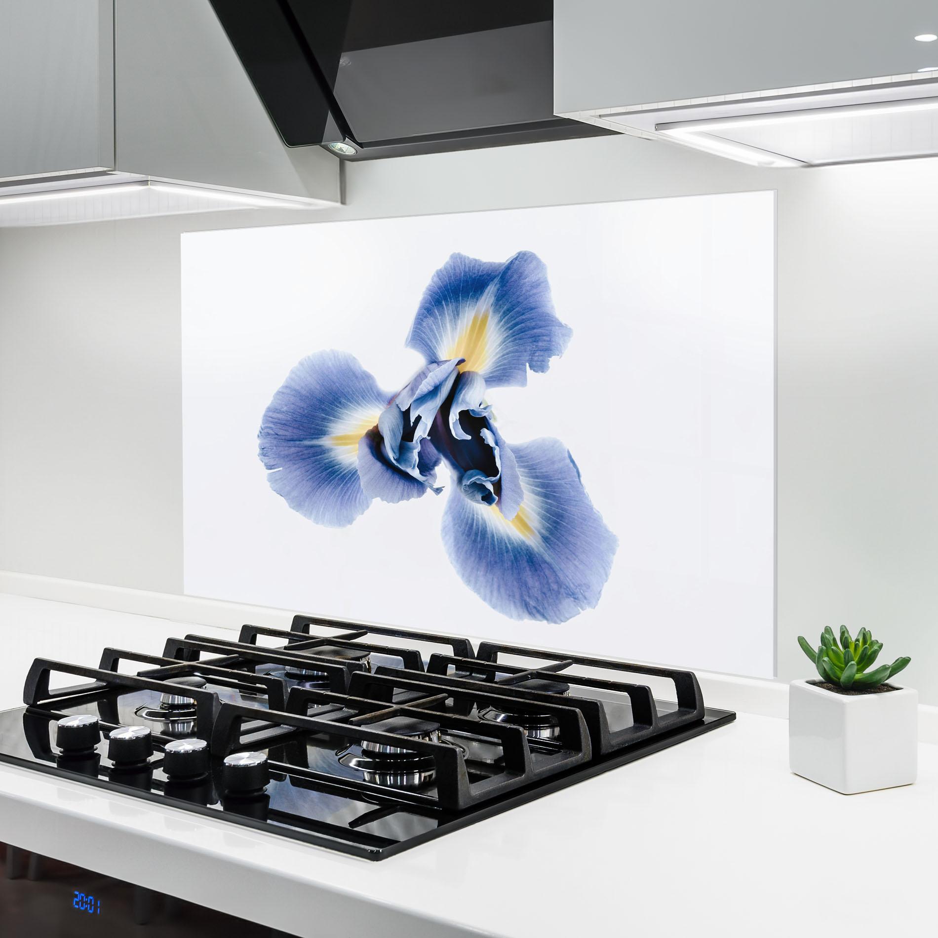 Panel Szklany do Kuchni Iris Flower mockup 6
