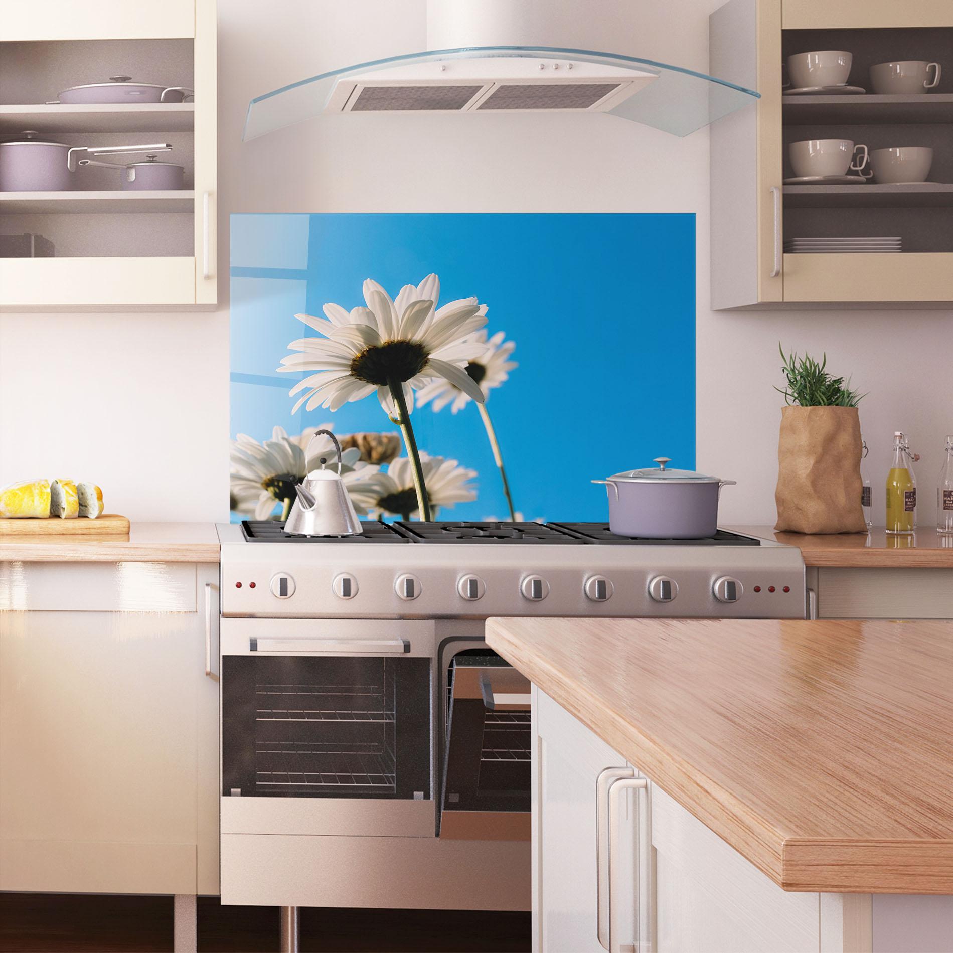 Panel Szklany do Kuchni Blue Sky Daisy mockup 1