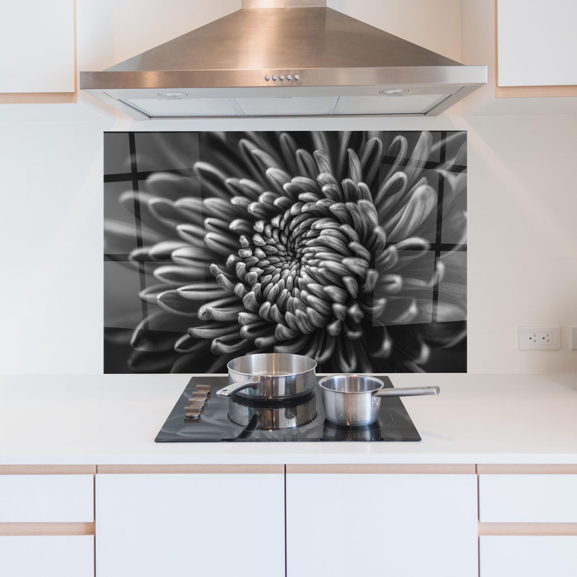 Panel Szklany do Kuchni Grey Flower mockup 5