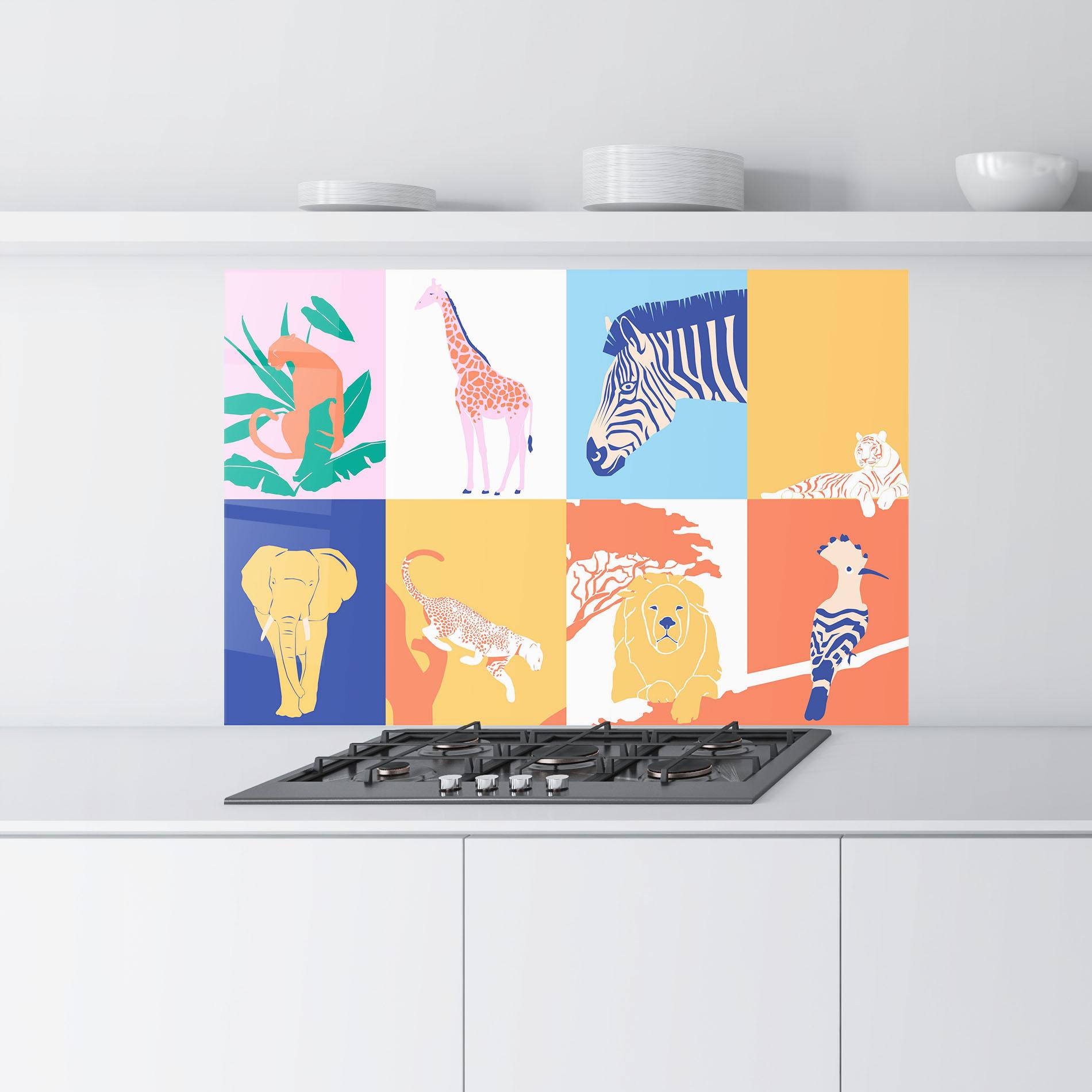 Panel Szklany do Kuchni Wild Life Collage mockup 9