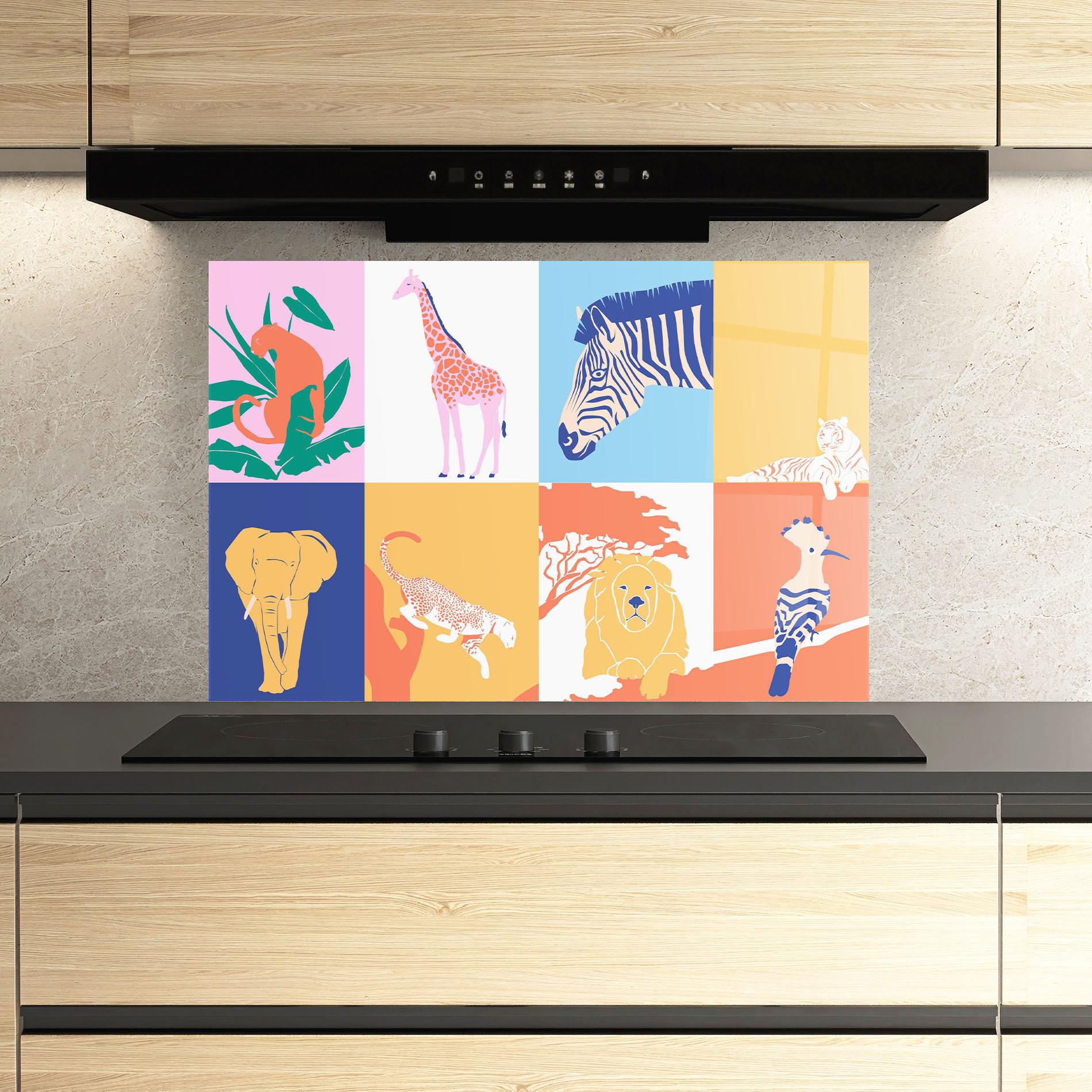 Panel Szklany do Kuchni Wild Life Collage mockup 3