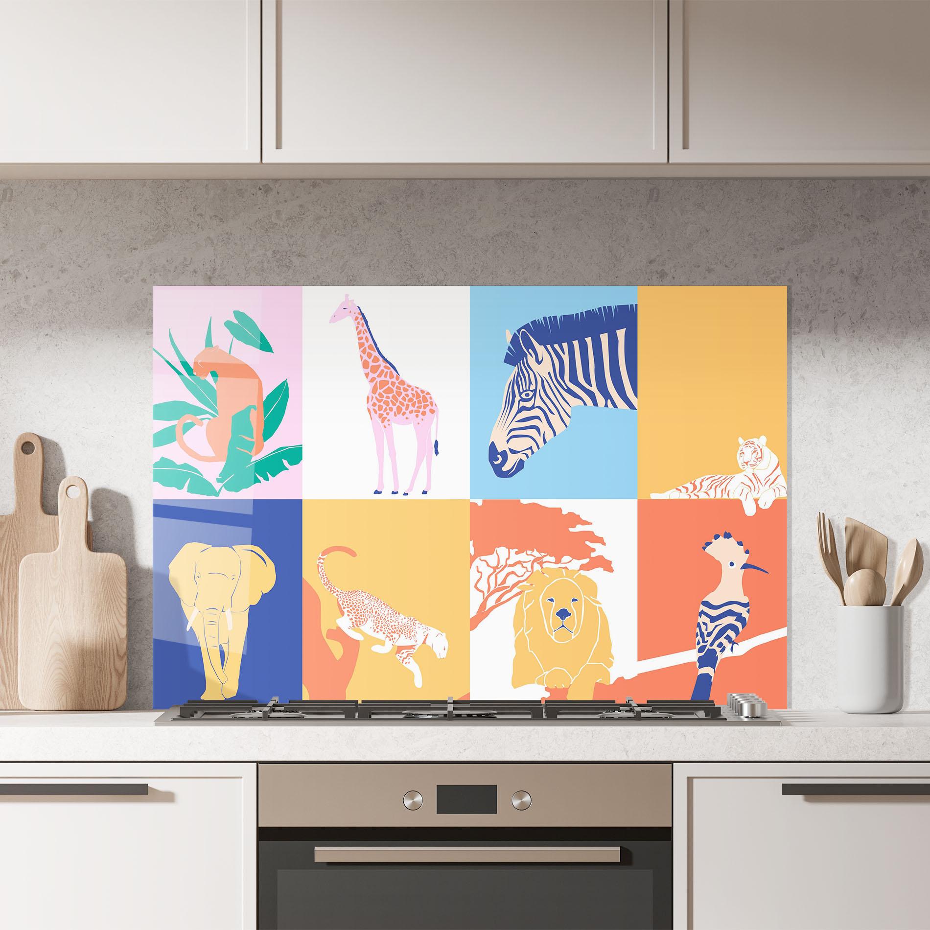 Panel Szklany do Kuchni Wild Life Collage mockup 7