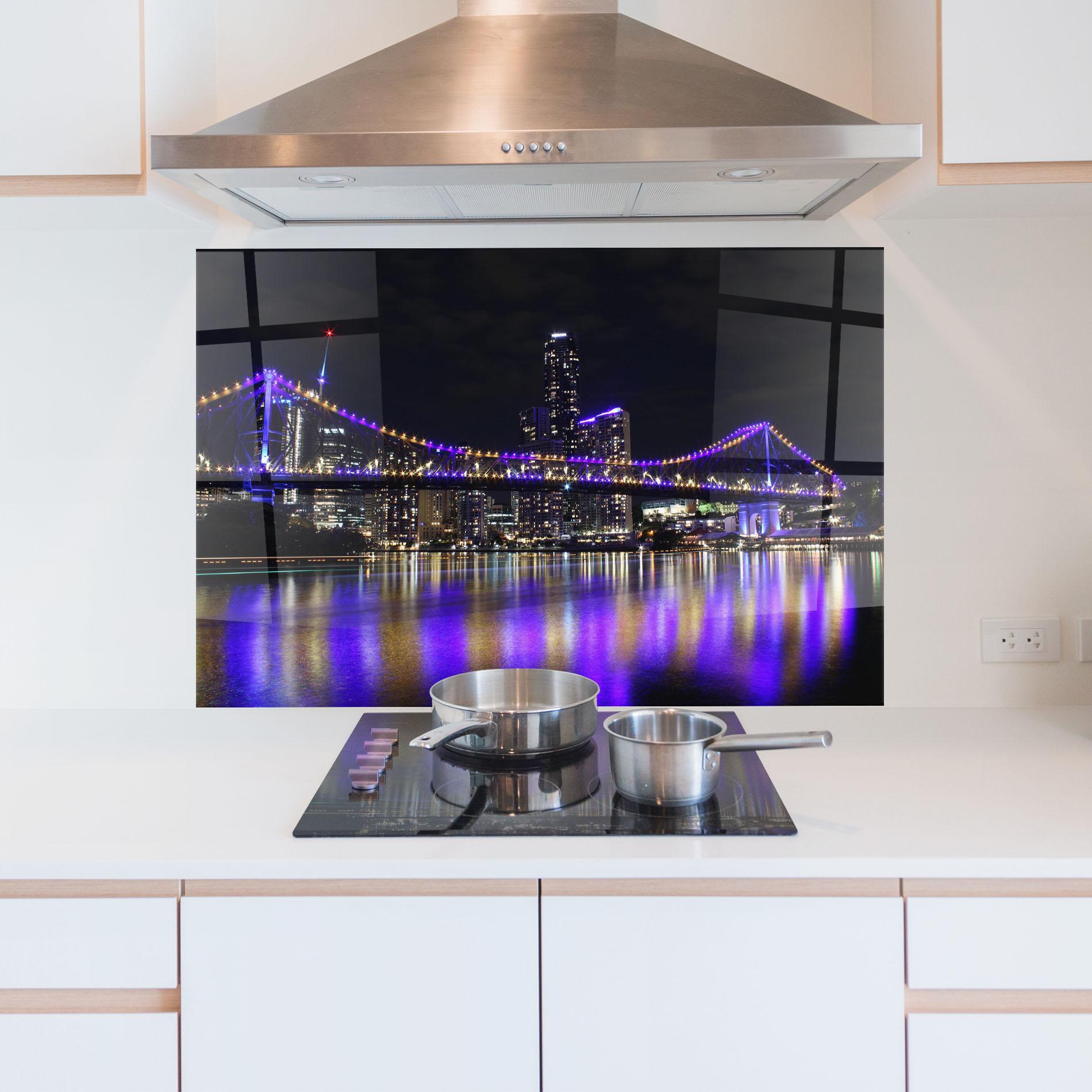 Panel Szklany do Kuchni Story Bridge mockup 5