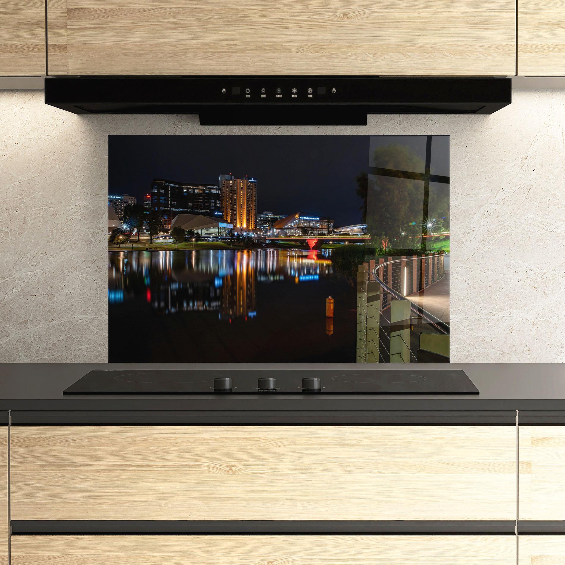 Panel Szklany do Kuchni Australia Night Lake mockup 3