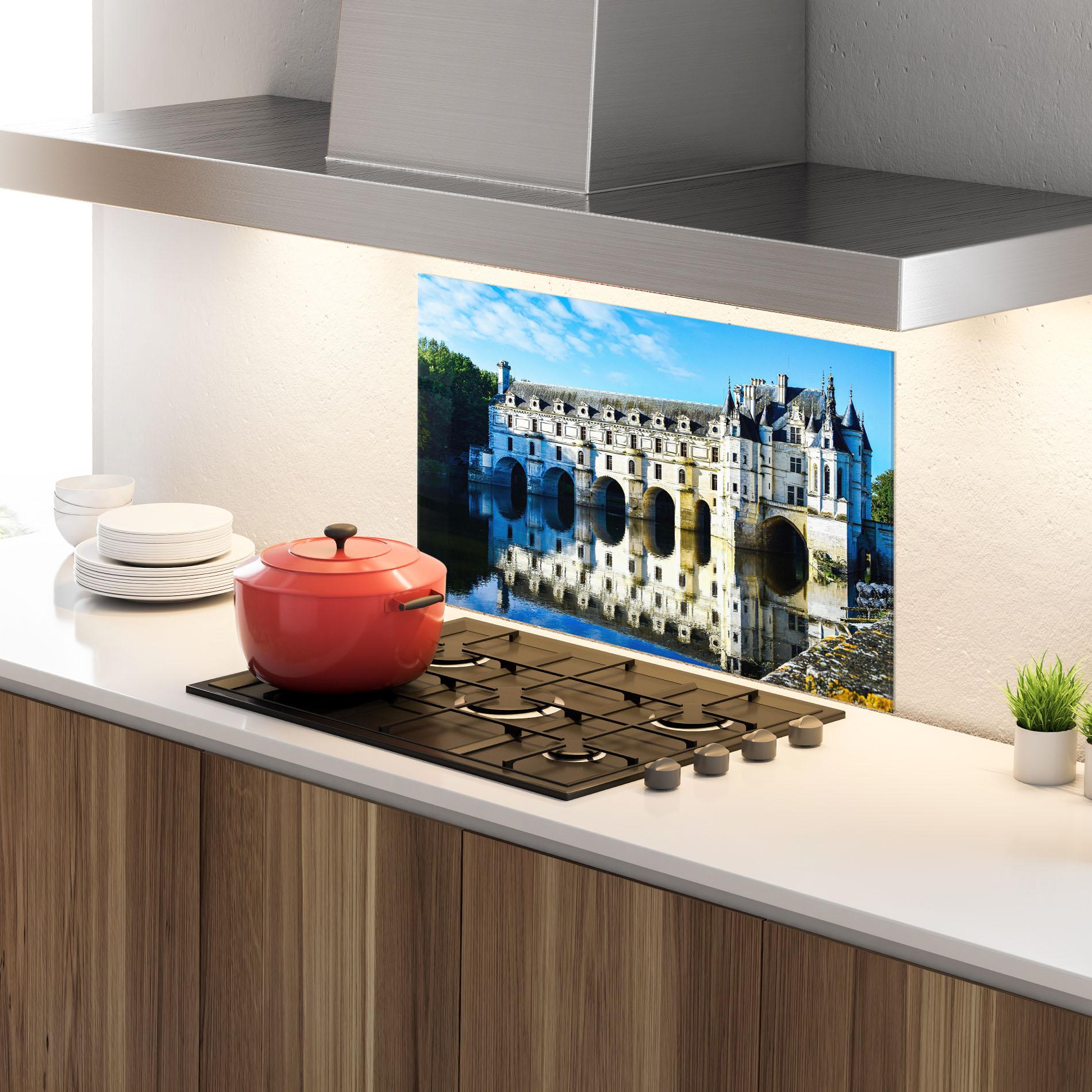 Panel Szklany do Kuchni White Building Reflection mockup 4