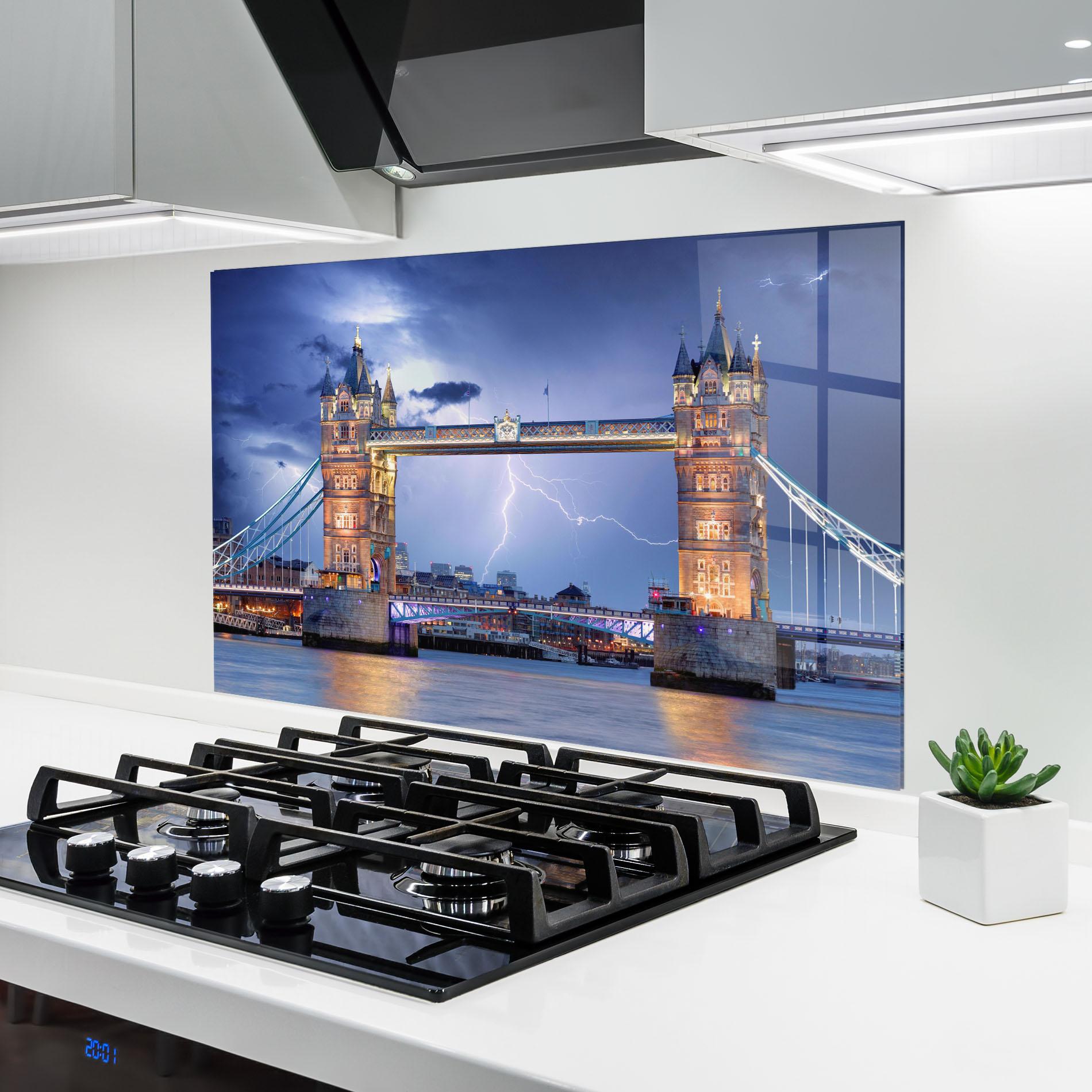 Panel Szklany do Kuchni London Tower Bridge mockup 6