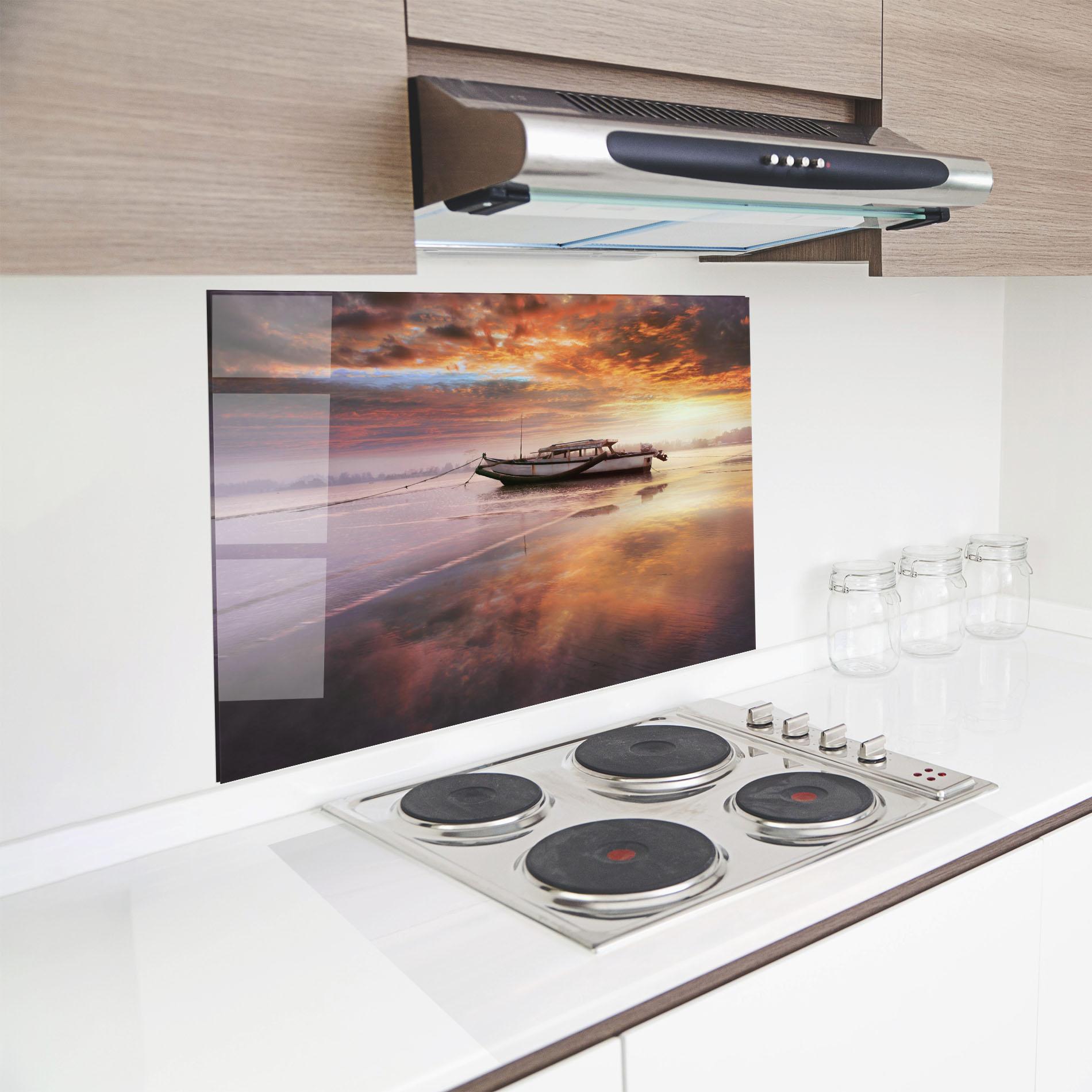 Panel Szklany do Kuchni Beauty Boat Sunrise mockup 8