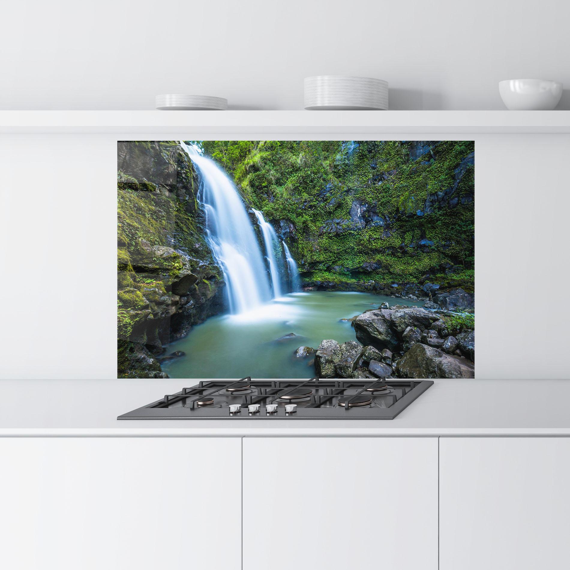 Panel Szklany do Kuchni Swimming In Waterfall mockup 9
