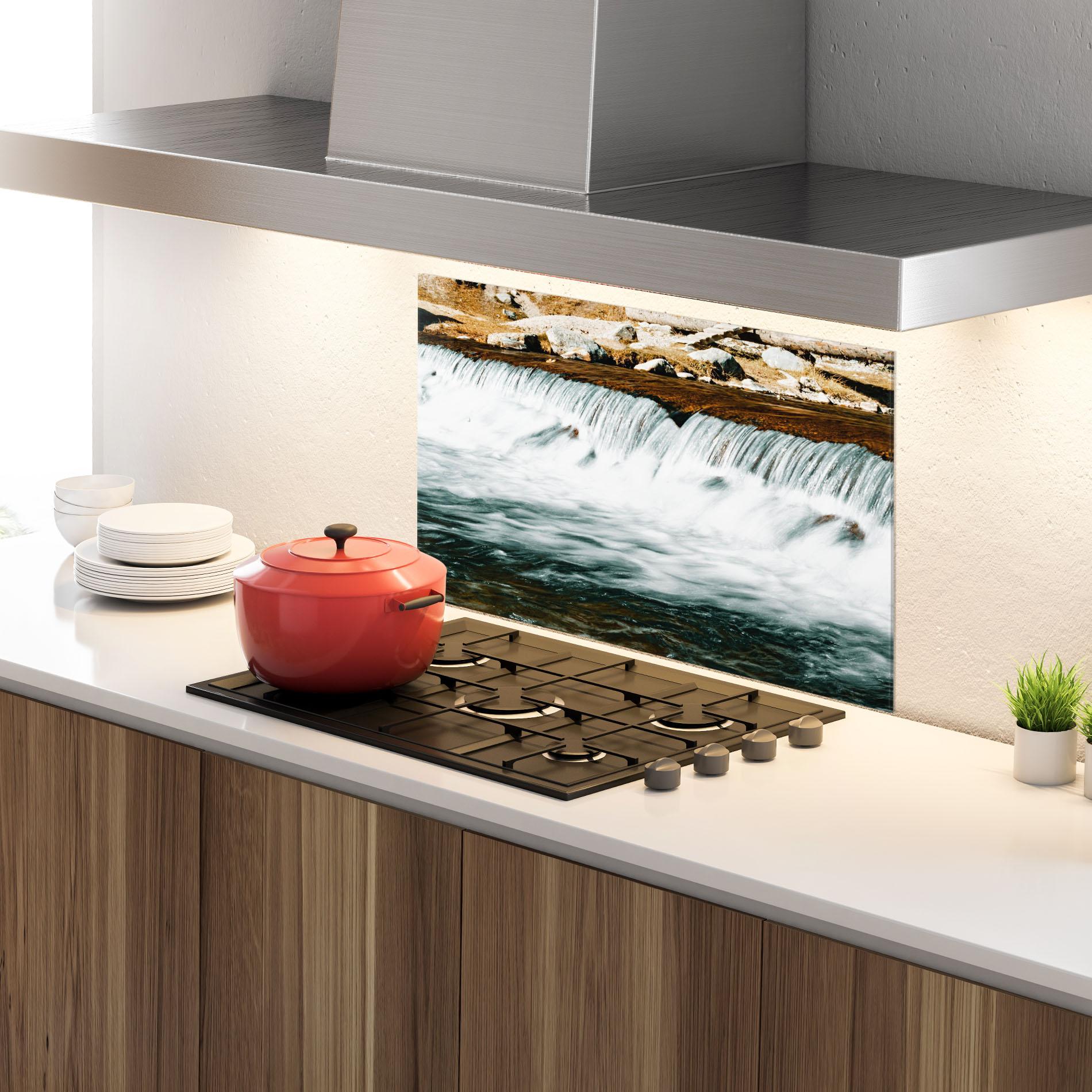 Panel Szklany do Kuchni Small Pretty Waterfall mockup 4