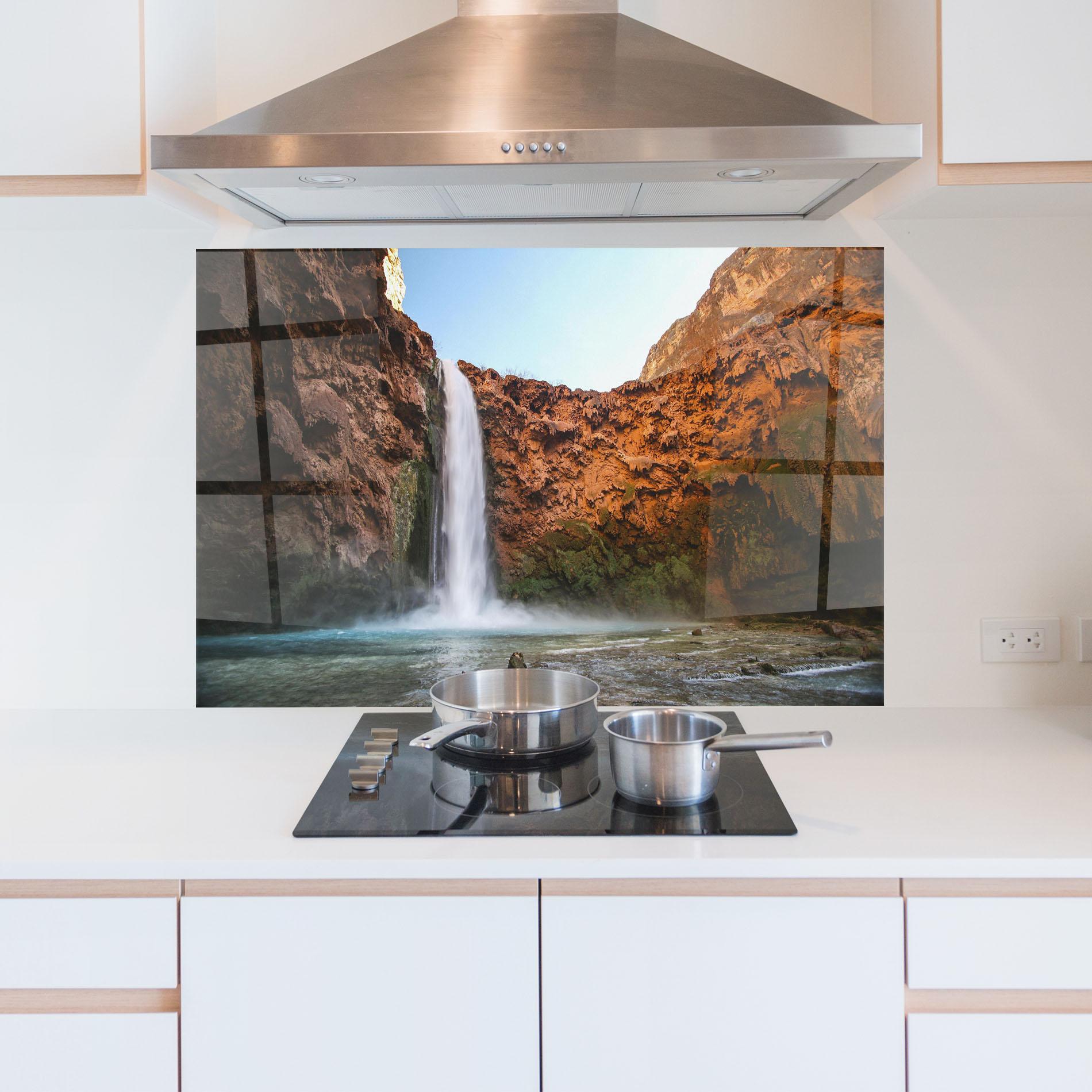 Panel Szklany do Kuchni Orange Wall Waterfall mockup 5